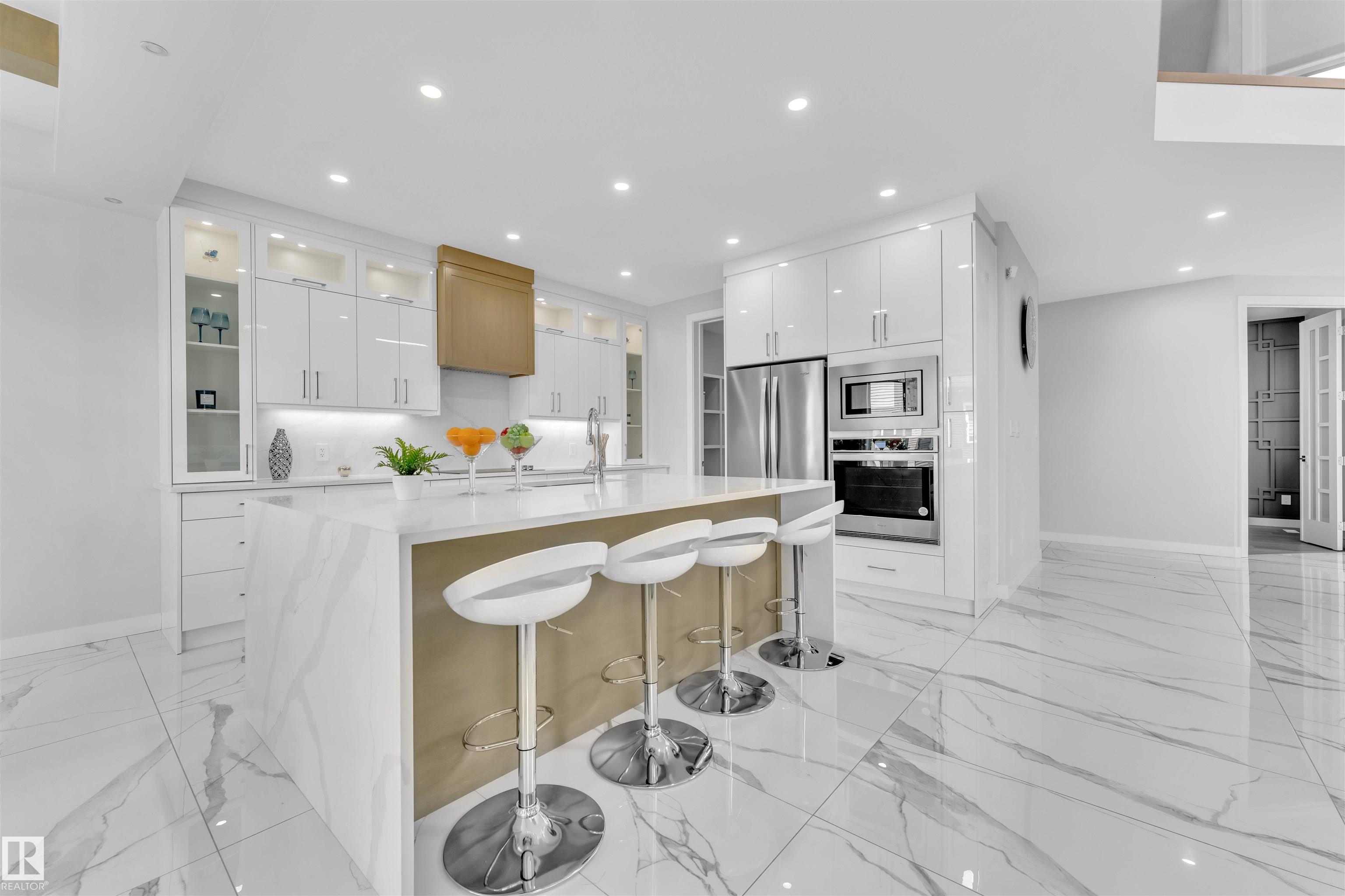 Photo 19 at 12603 44 Street NW, Homesteader, Edmonton