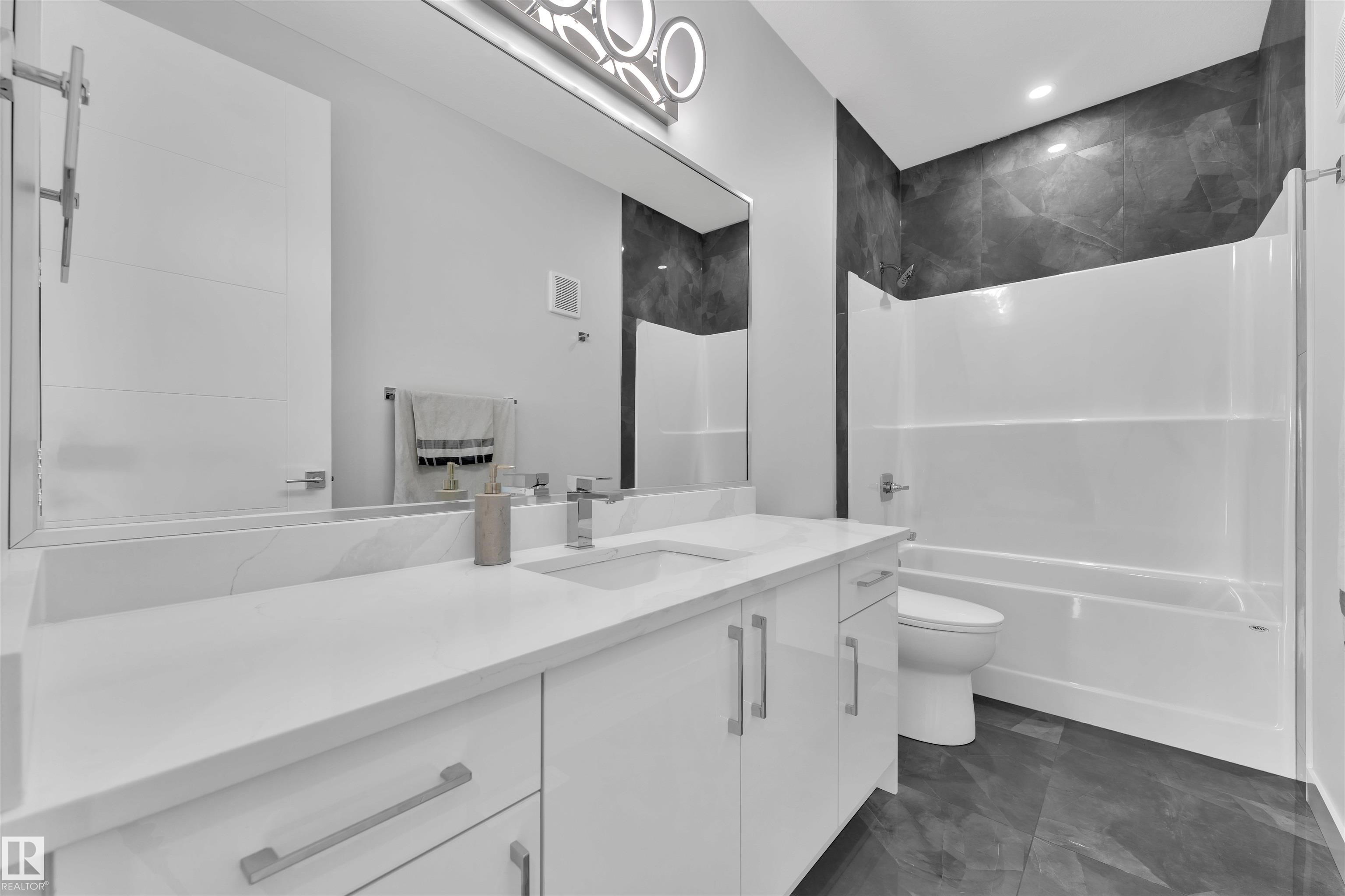 Photo 46 at 12603 44 Street NW, Homesteader, Edmonton