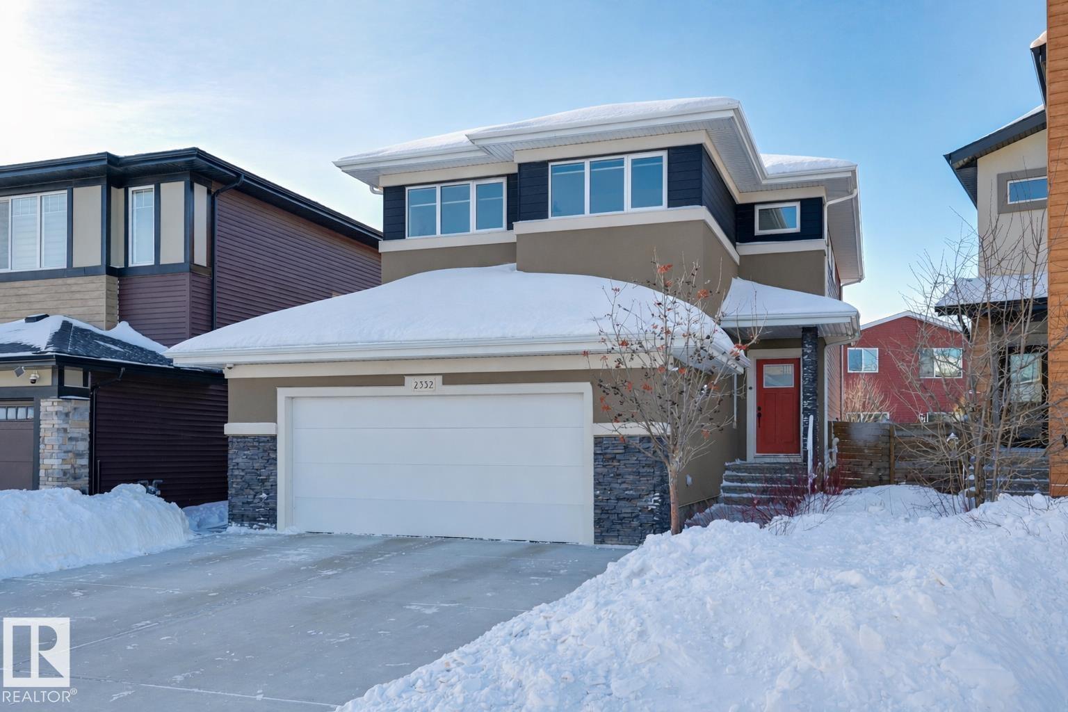 2332 Kelly Circle SW, Keswick, Edmonton photo number 2