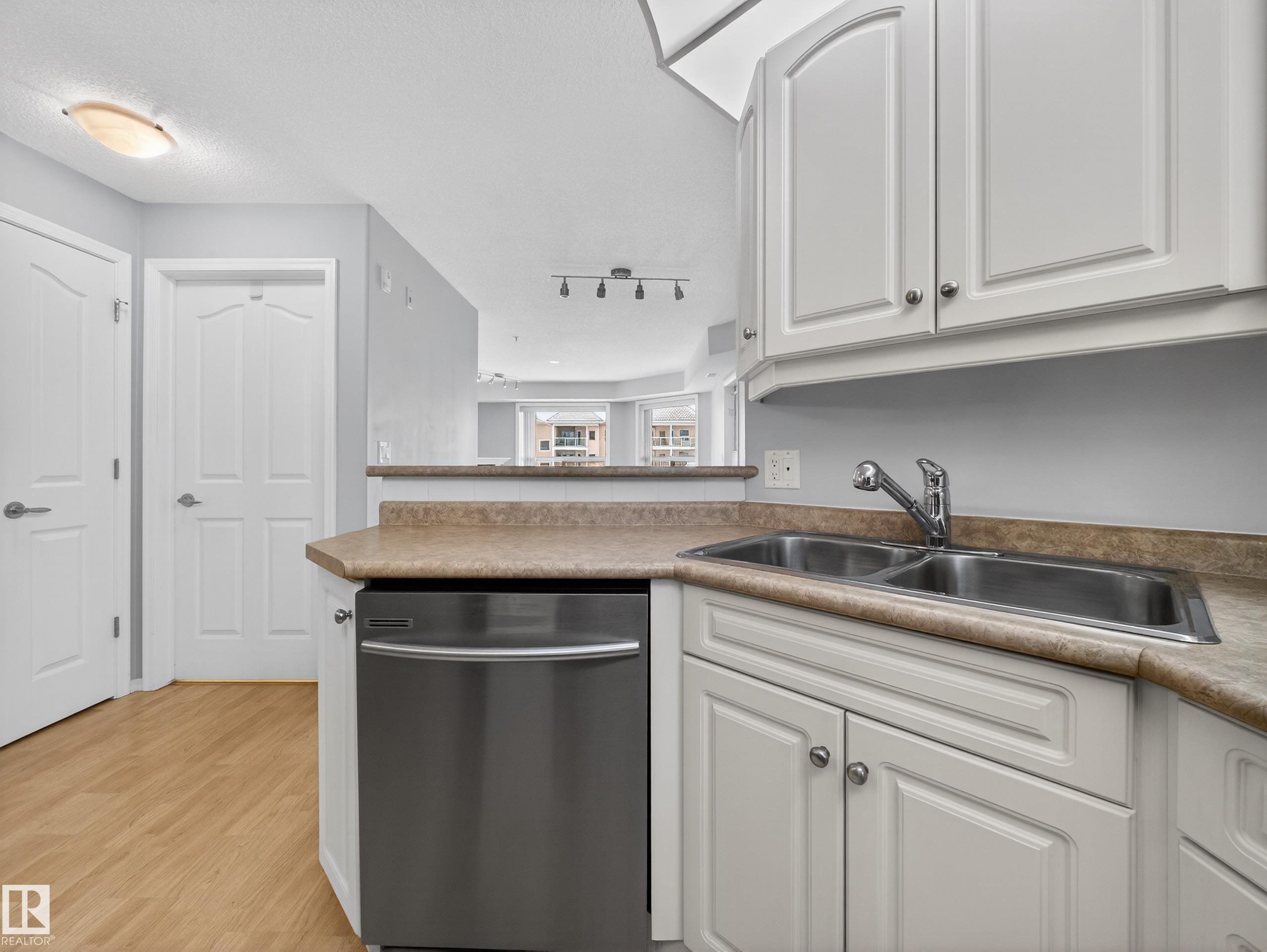 Photo 6 at 302 - 9008 99 Avenue NW, Riverdale, Edmonton