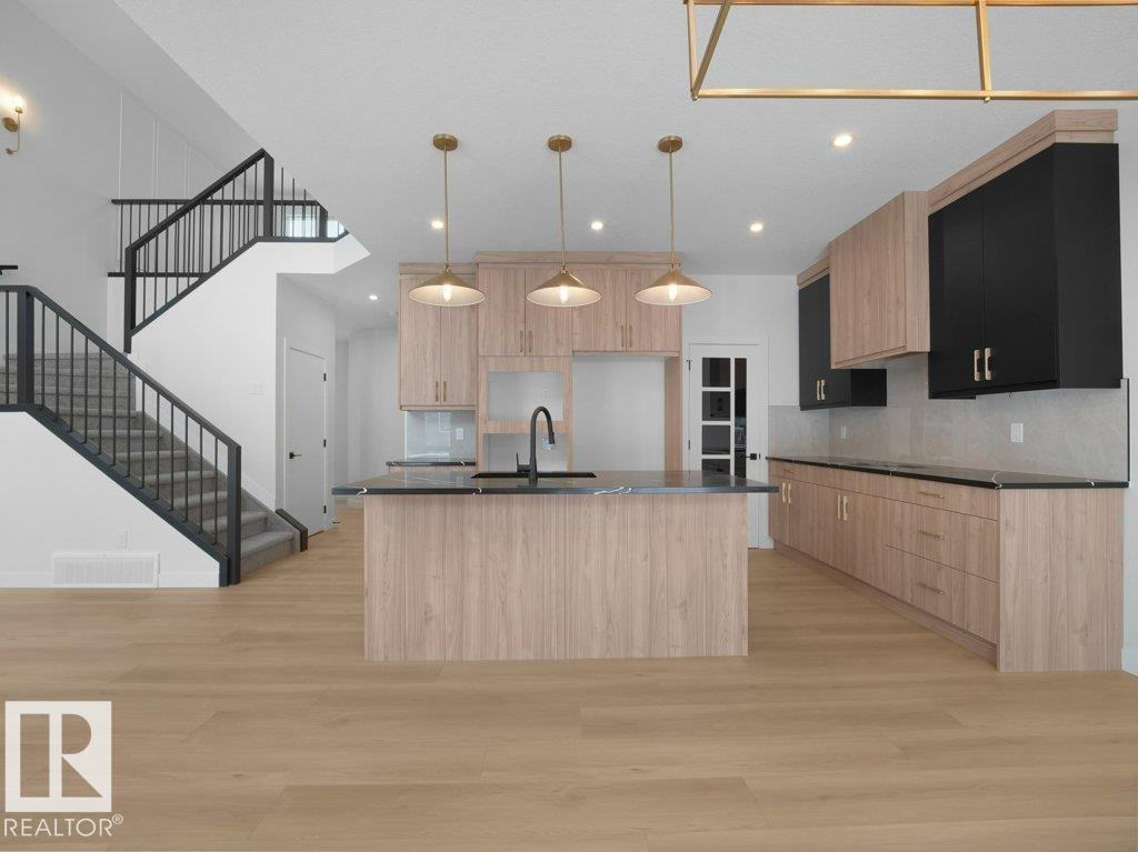 Photo 15 at 3314 Chickadee Drive NW, Starling, Edmonton