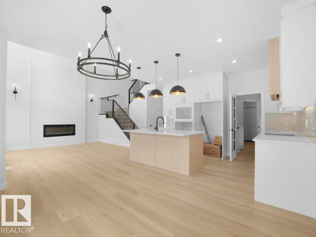 Photo 22 at 3322 Chickadee Drive NW, Starling, Edmonton