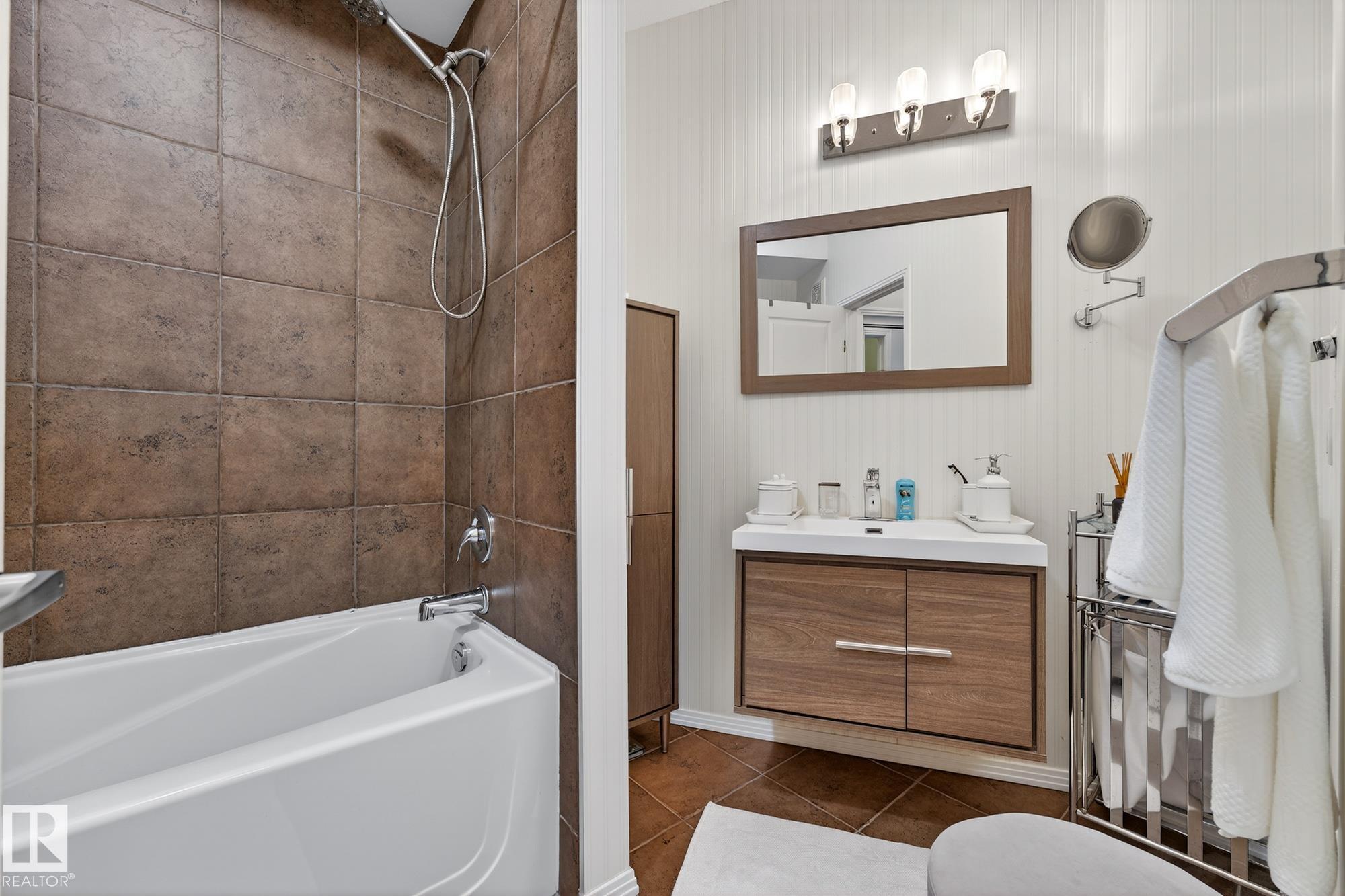 Photo 23 at 140 - 4827 104a Street NW, Empire Park, Edmonton