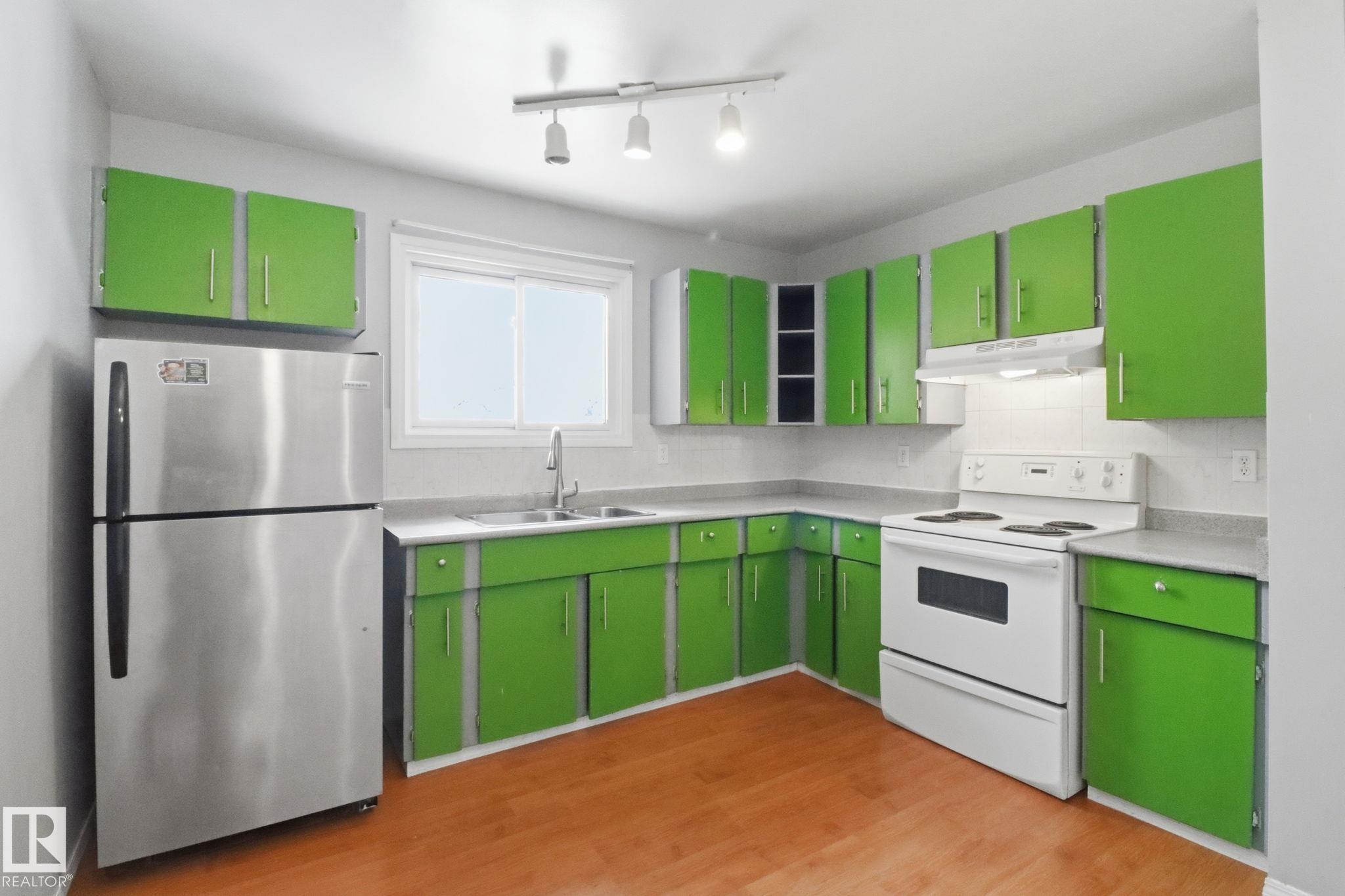 Photo 13 at 8149 27 Avenue NW, Meyonohk, Edmonton