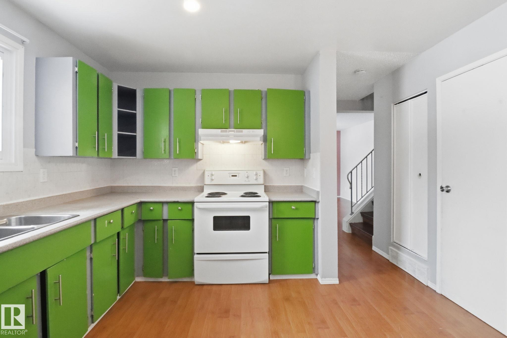 Photo 14 at 8149 27 Avenue NW, Meyonohk, Edmonton