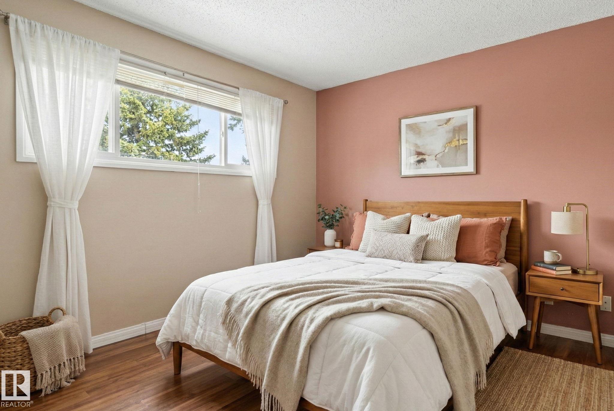 8149 27 Avenue NW, Meyonohk, Edmonton