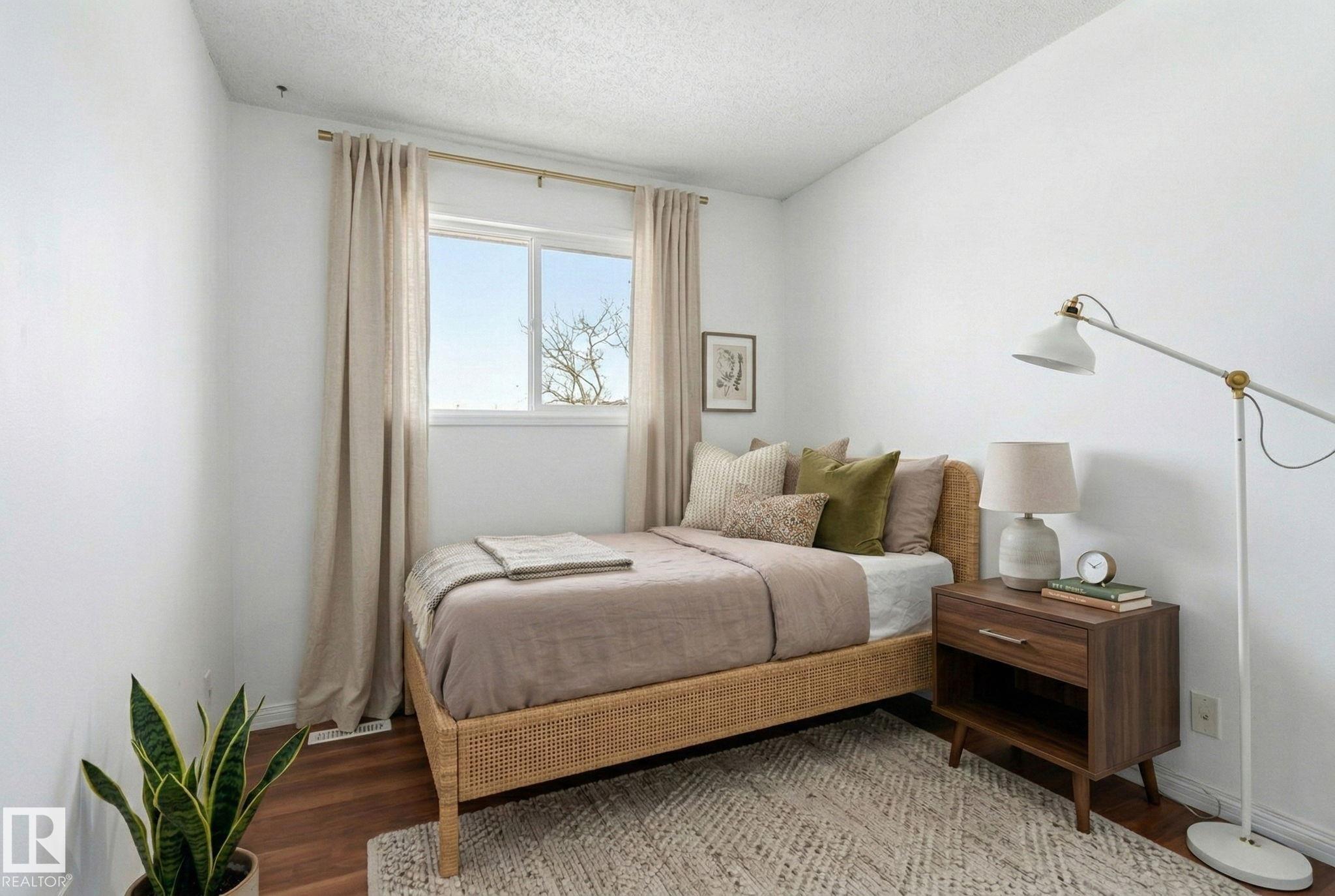 8149 27 Avenue NW, Meyonohk, Edmonton