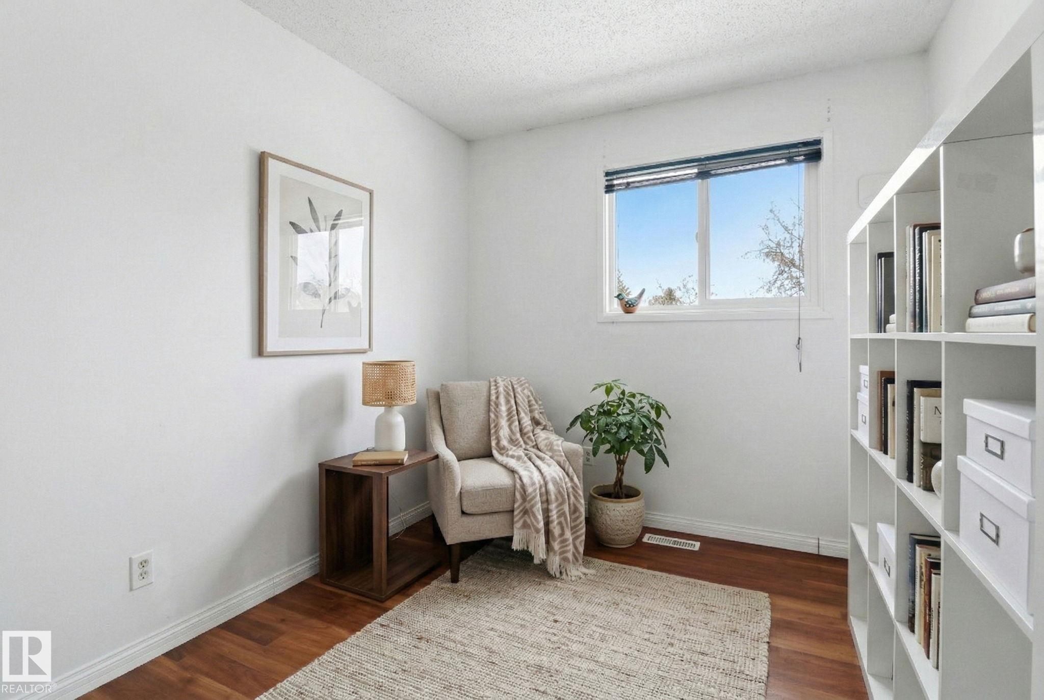 Photo 6 at 8149 27 Avenue NW, Meyonohk, Edmonton