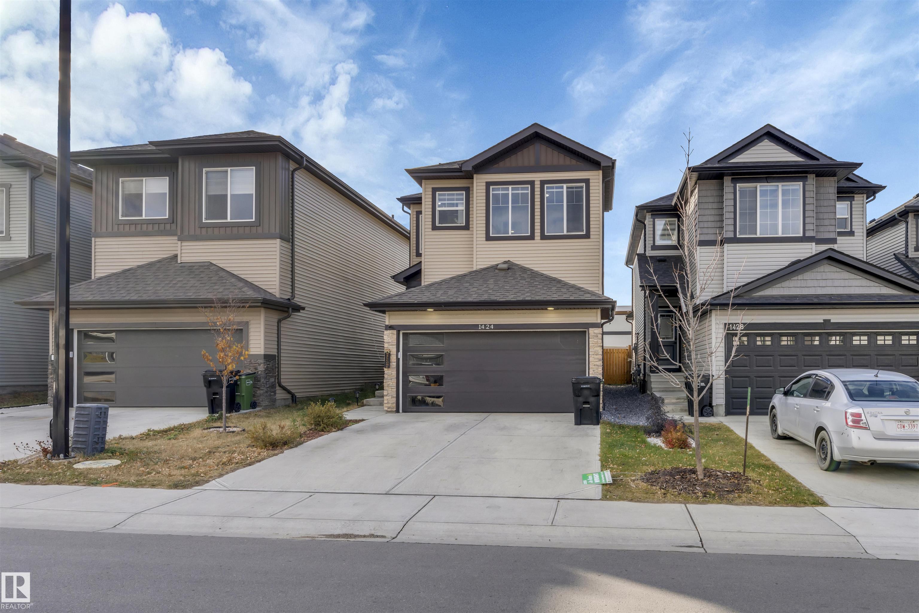 1424 15 Street NW, Aster, Edmonton