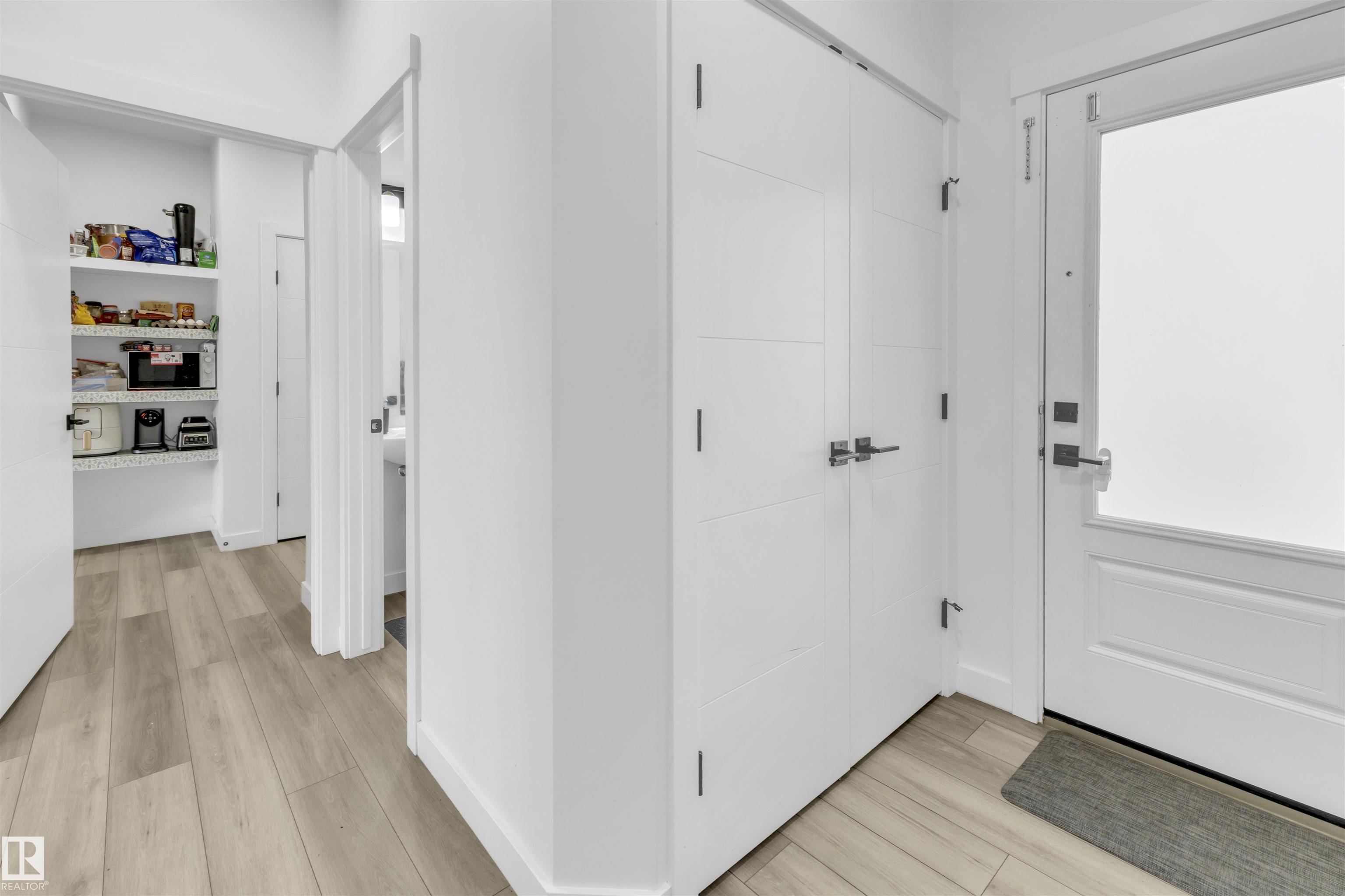 1424 15 Street NW, Aster, Edmonton