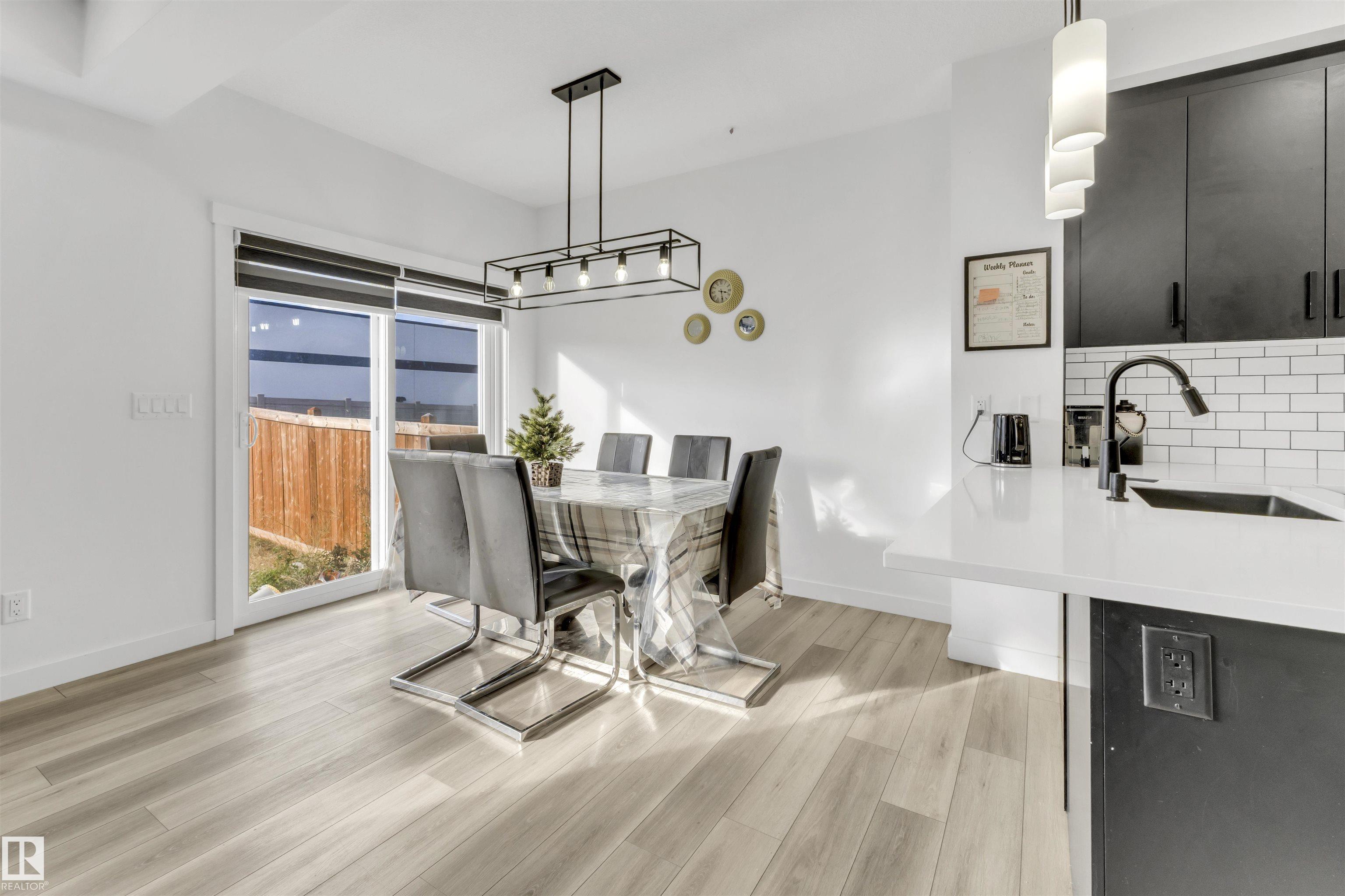 Photo 10 at 1424 15 Street NW, Aster, Edmonton