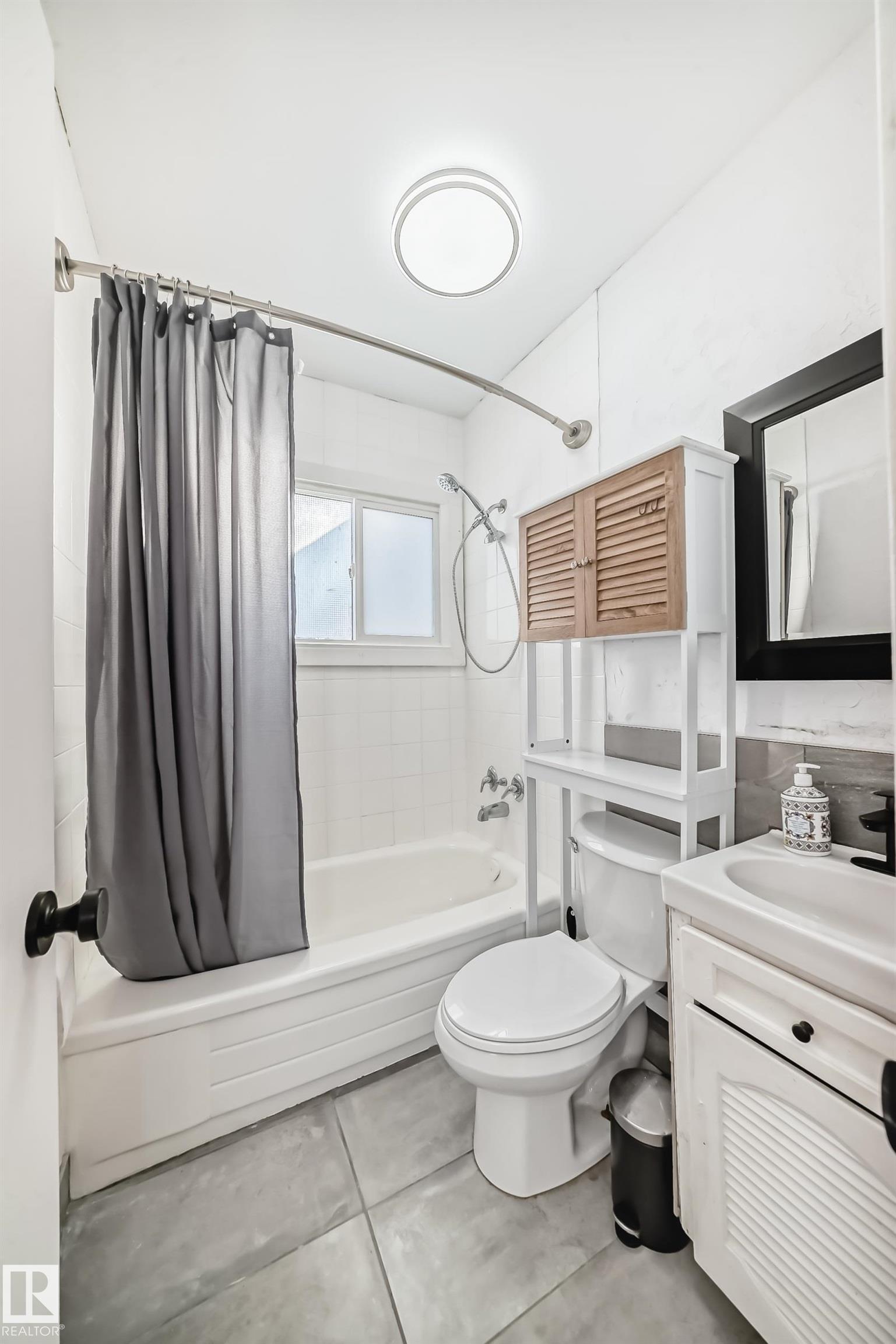 Photo 16 at 11429 89 Street NW, Parkdale, Edmonton