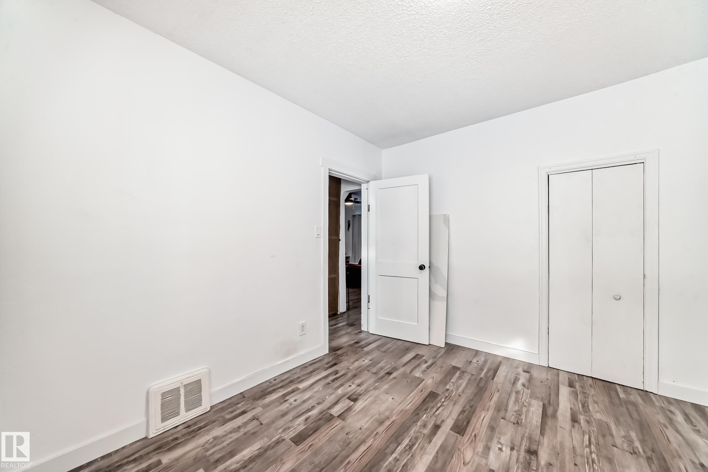 Photo 20 at 11429 89 Street NW, Parkdale, Edmonton