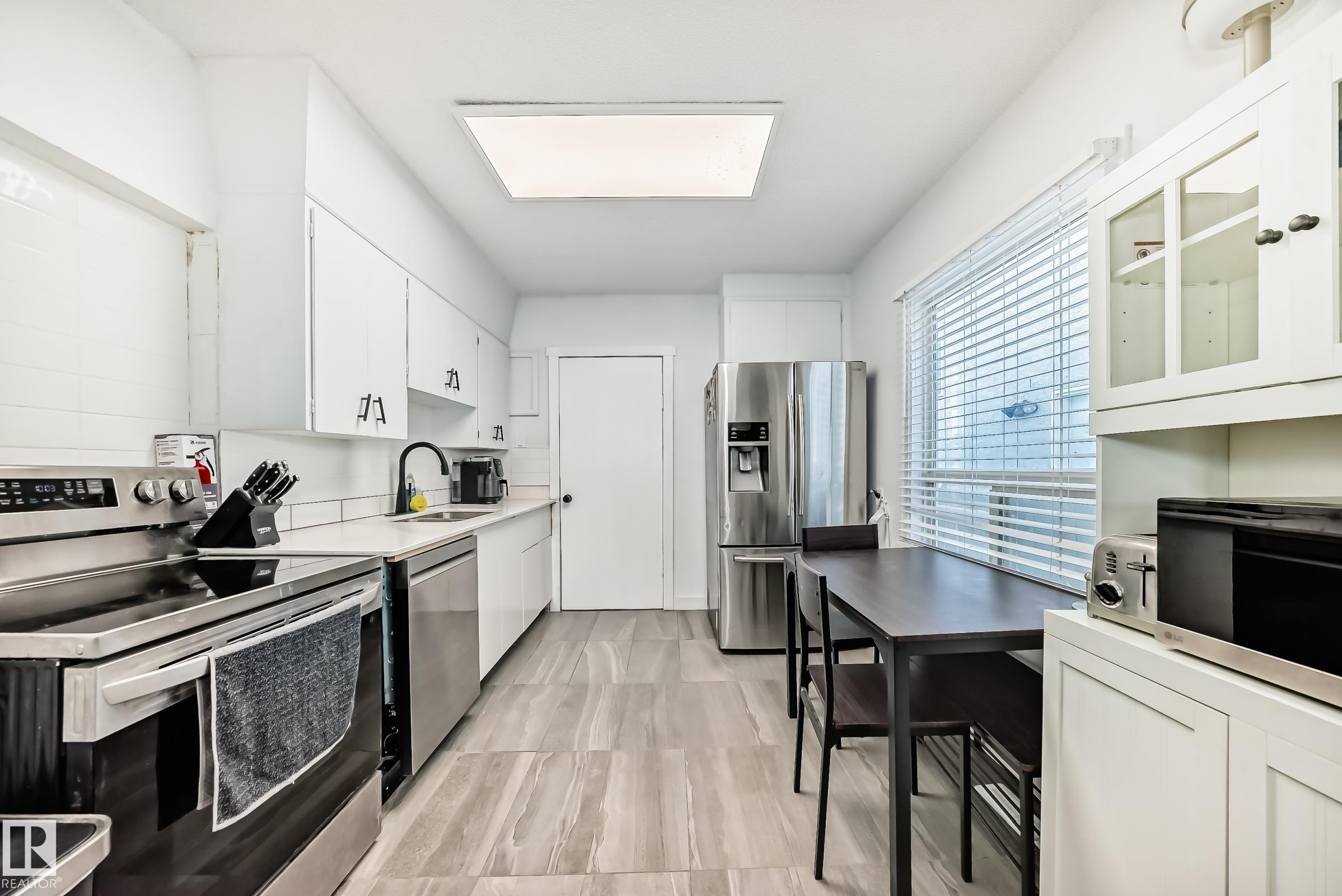 Photo 24 at 11429 89 Street NW, Parkdale, Edmonton