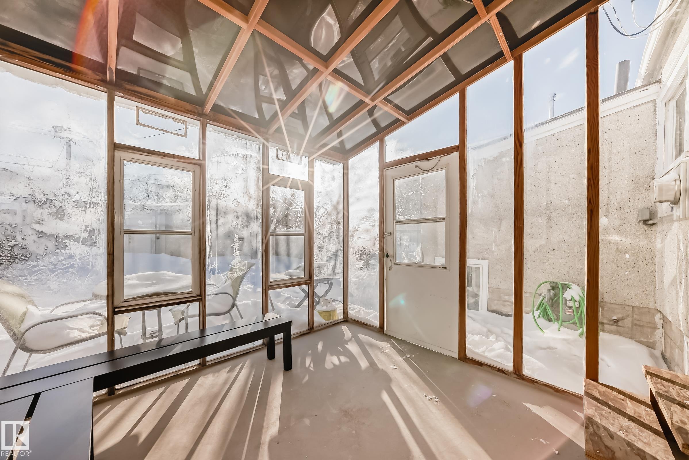 Photo 31 at 11429 89 Street NW, Parkdale, Edmonton