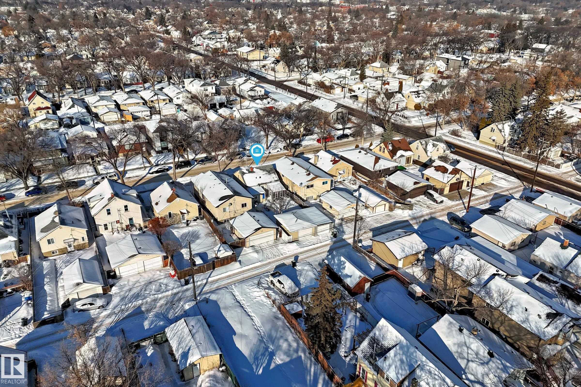 Photo 41 at 11429 89 Street NW, Parkdale, Edmonton