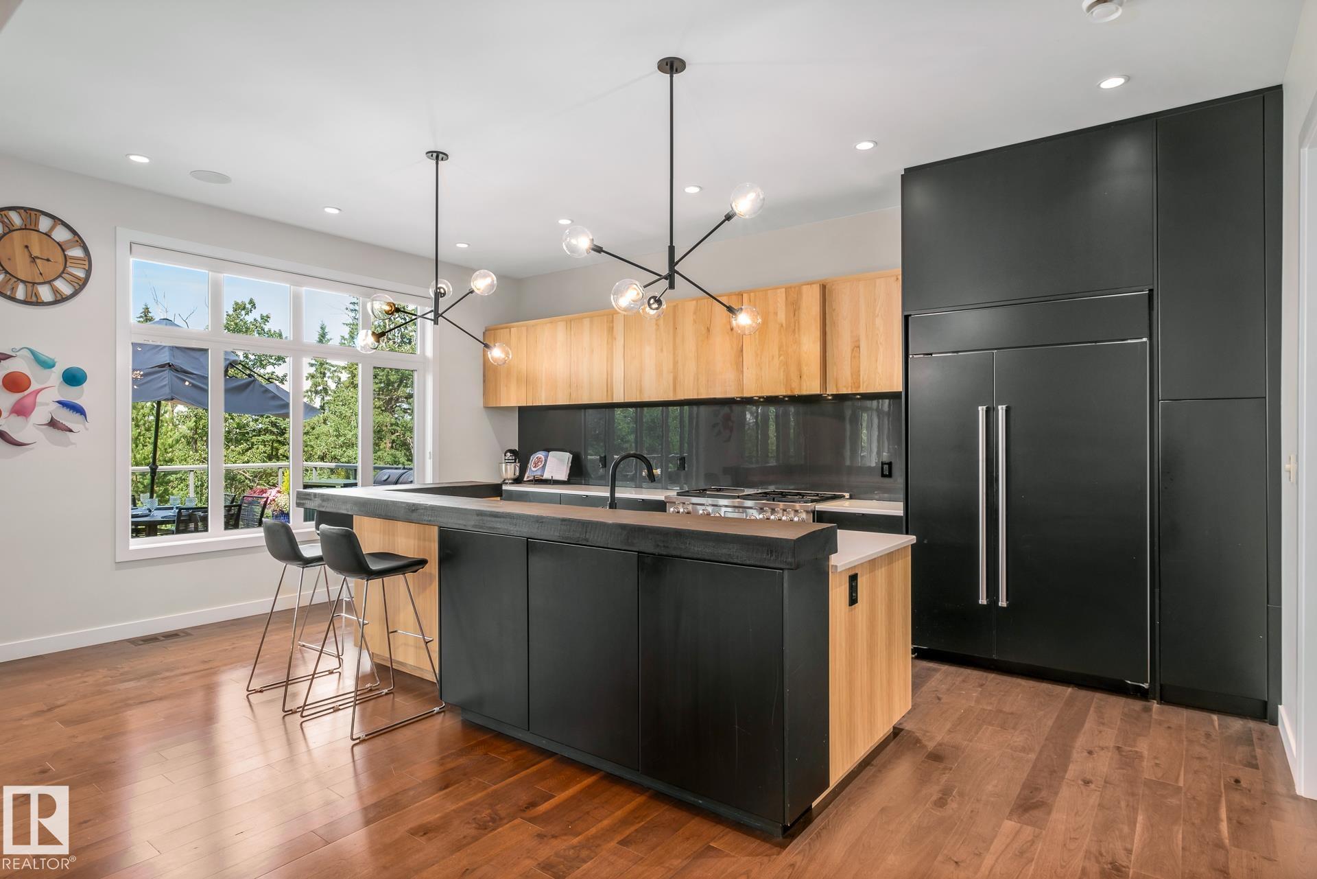 Photo 15 at 699 Howatt Drive SW, Hays Ridge Area, Edmonton