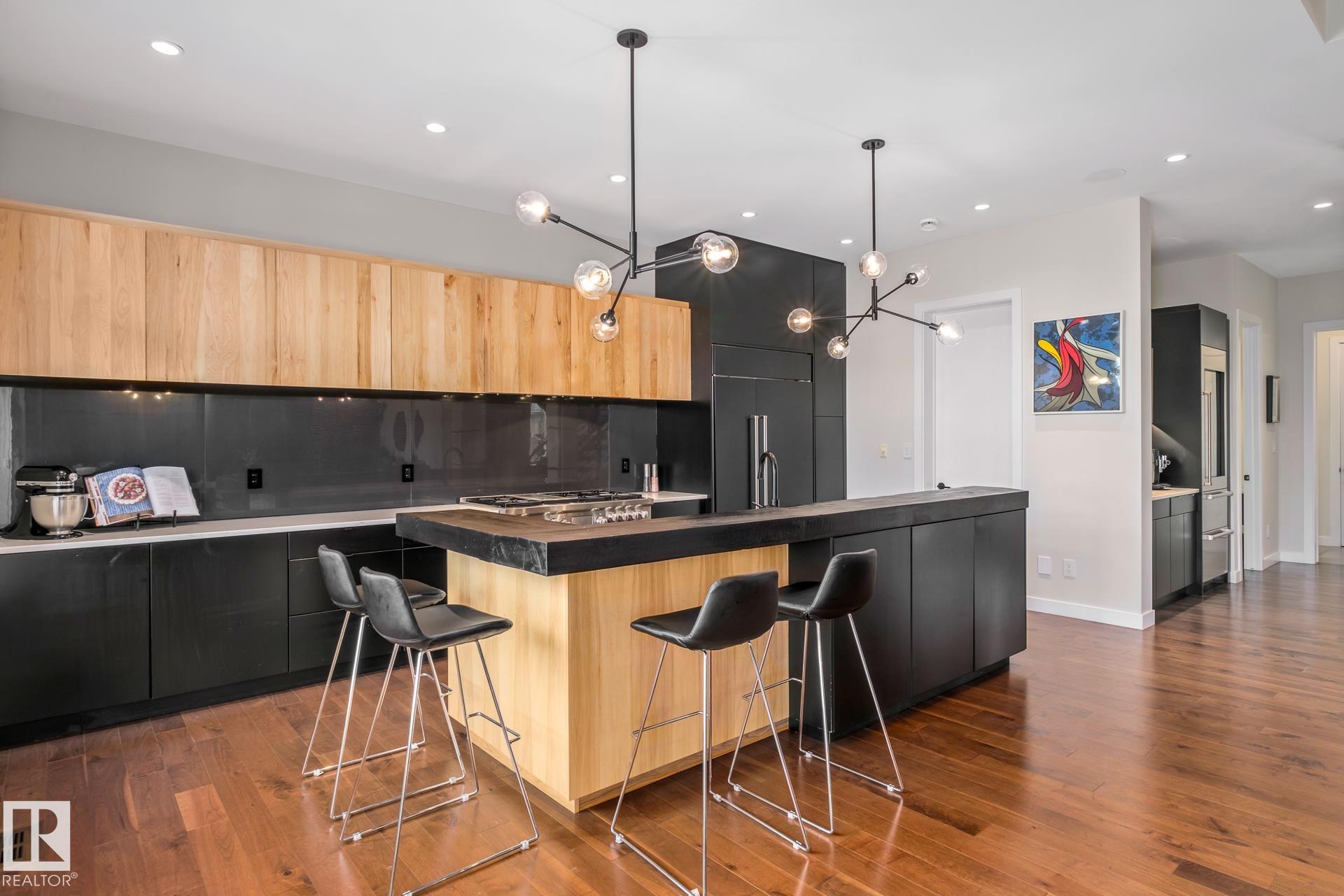 Photo 18 at 699 Howatt Drive SW, Hays Ridge Area, Edmonton