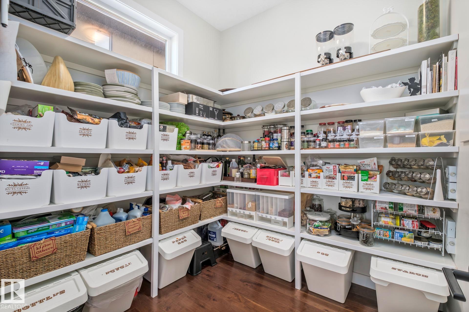 Photo 19 at 699 Howatt Drive SW, Hays Ridge Area, Edmonton