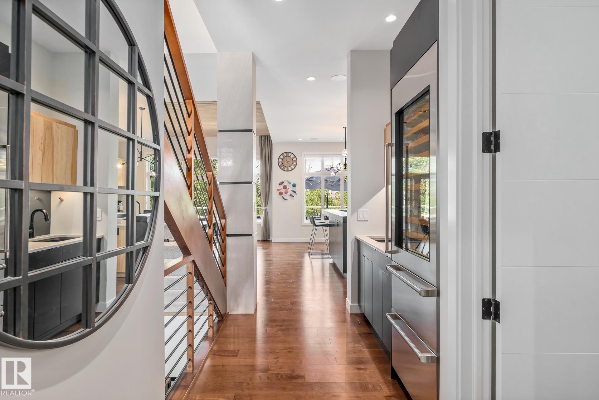 Photo 22 at 699 Howatt Drive SW, Hays Ridge Area, Edmonton