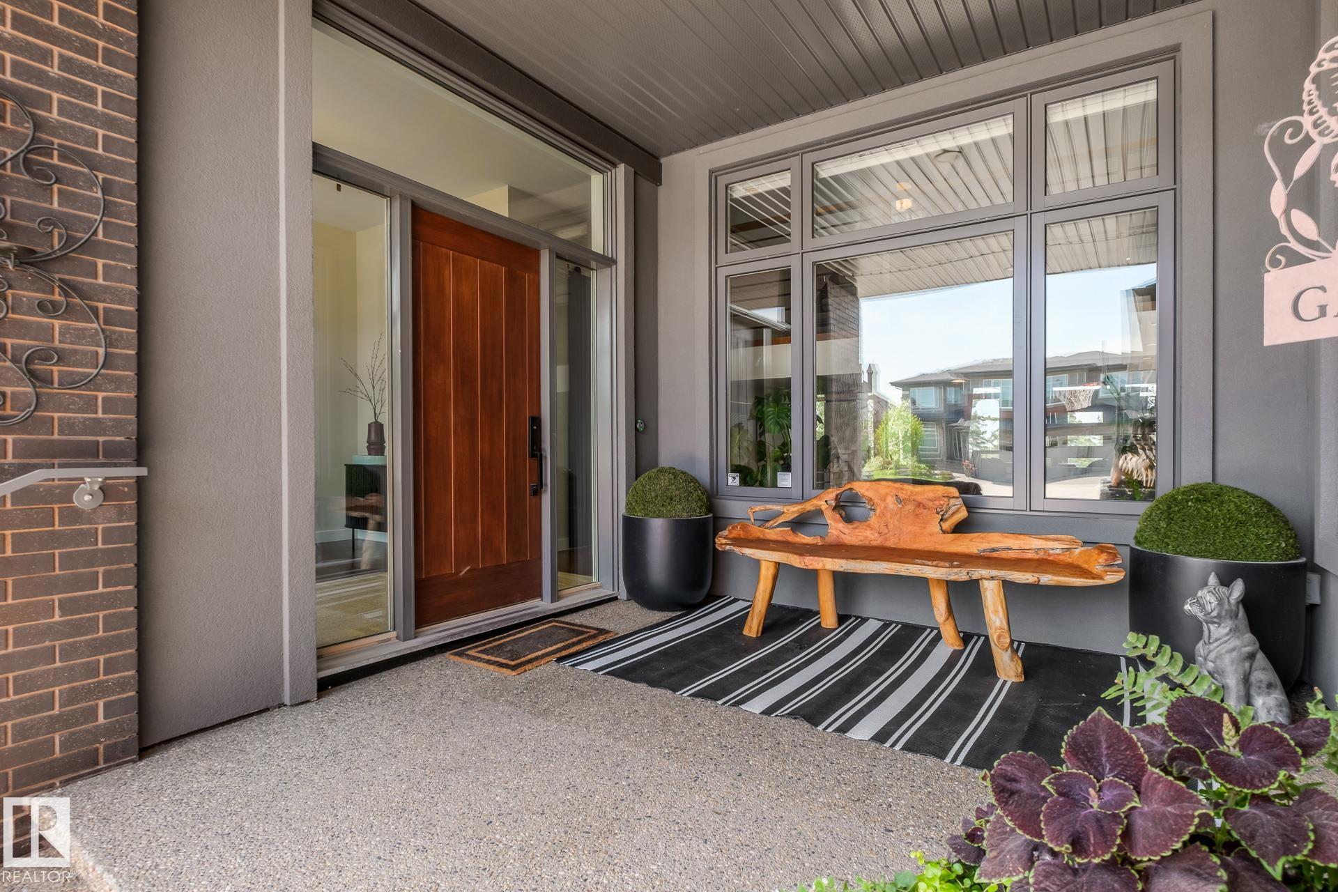 699 Howatt Drive SW, Hays Ridge Area, Edmonton