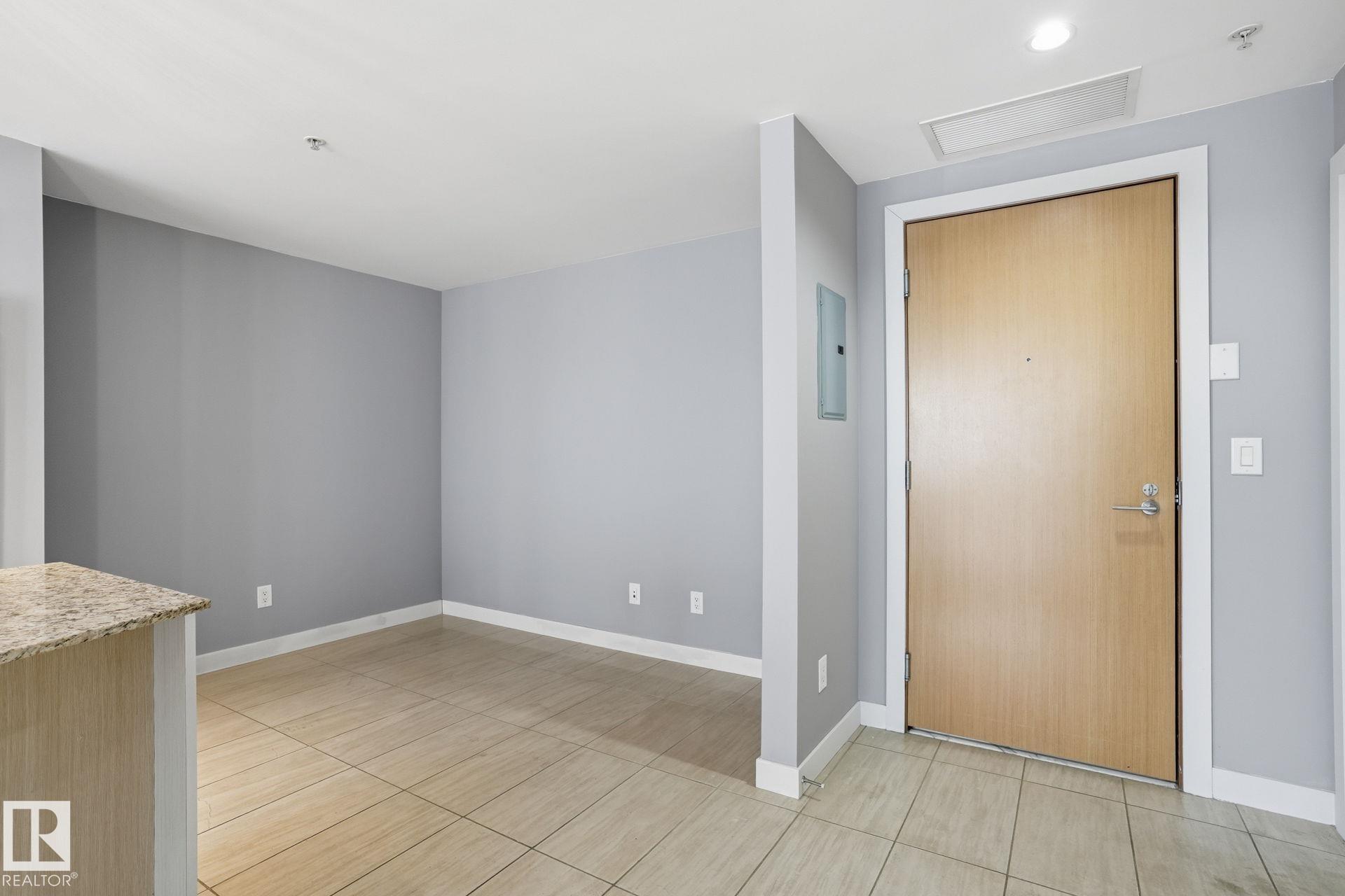 Photo 7 at 402 - 2510 109 Street NW, Ermineskin, Edmonton