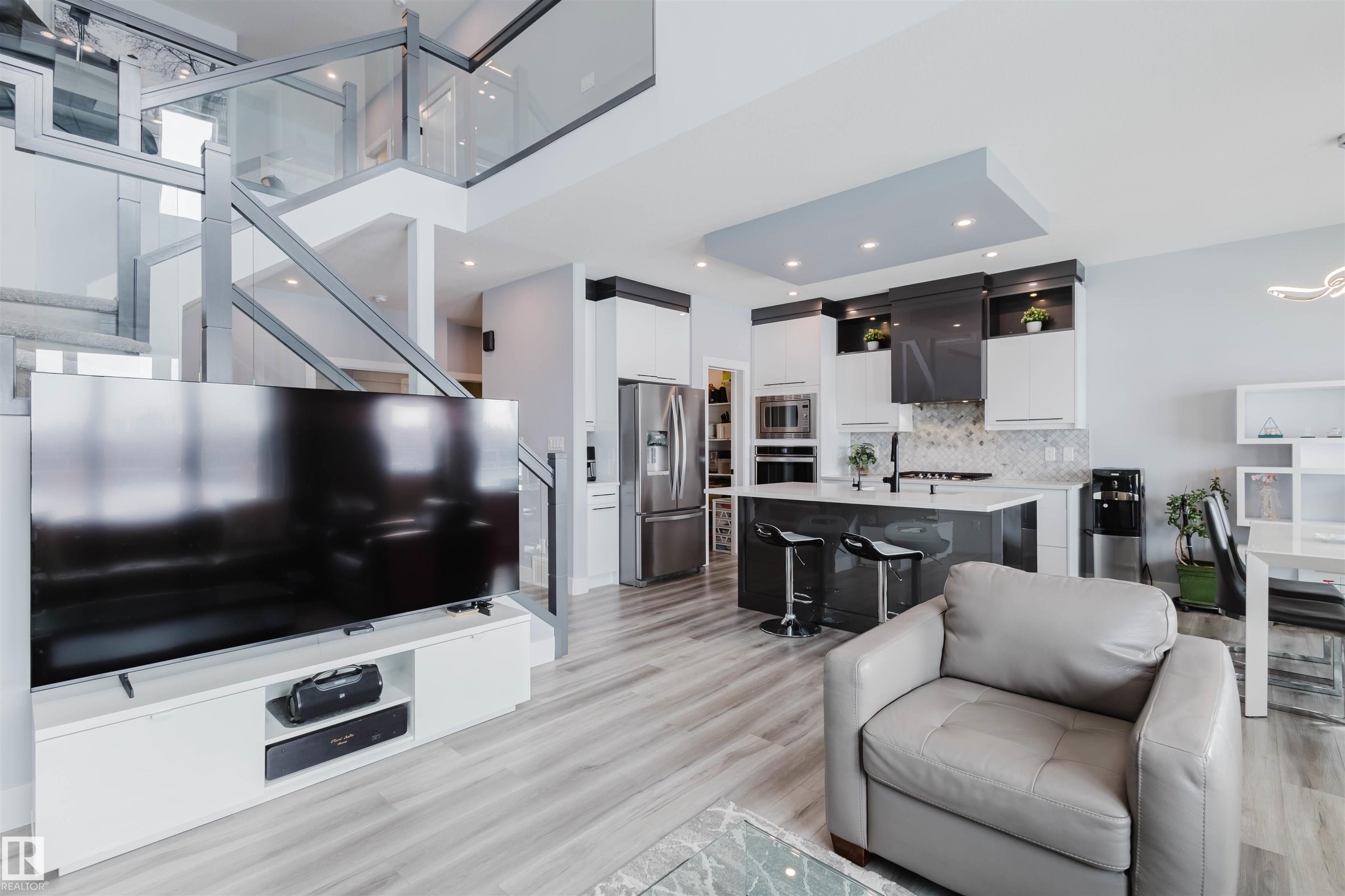 Photo 13 at 16217 32 Avenue SW, Glenridding Ravine, Edmonton