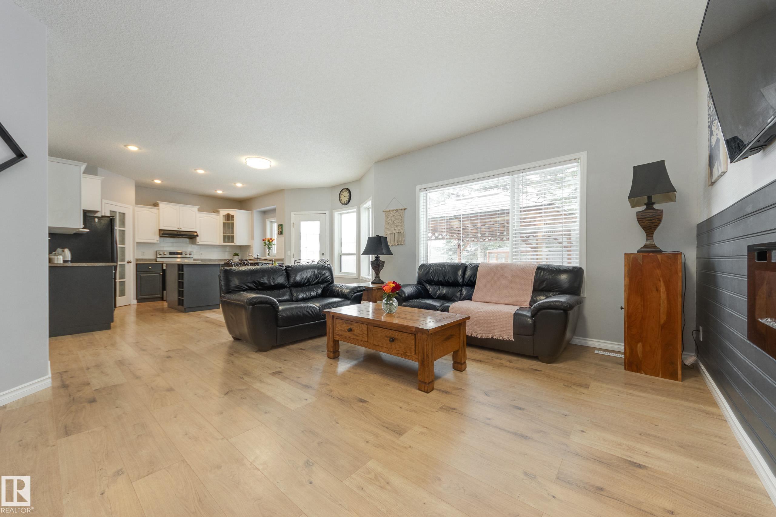 Photo 11 at 121 Forrest Drive, Forrest Greens, Sherwood Park