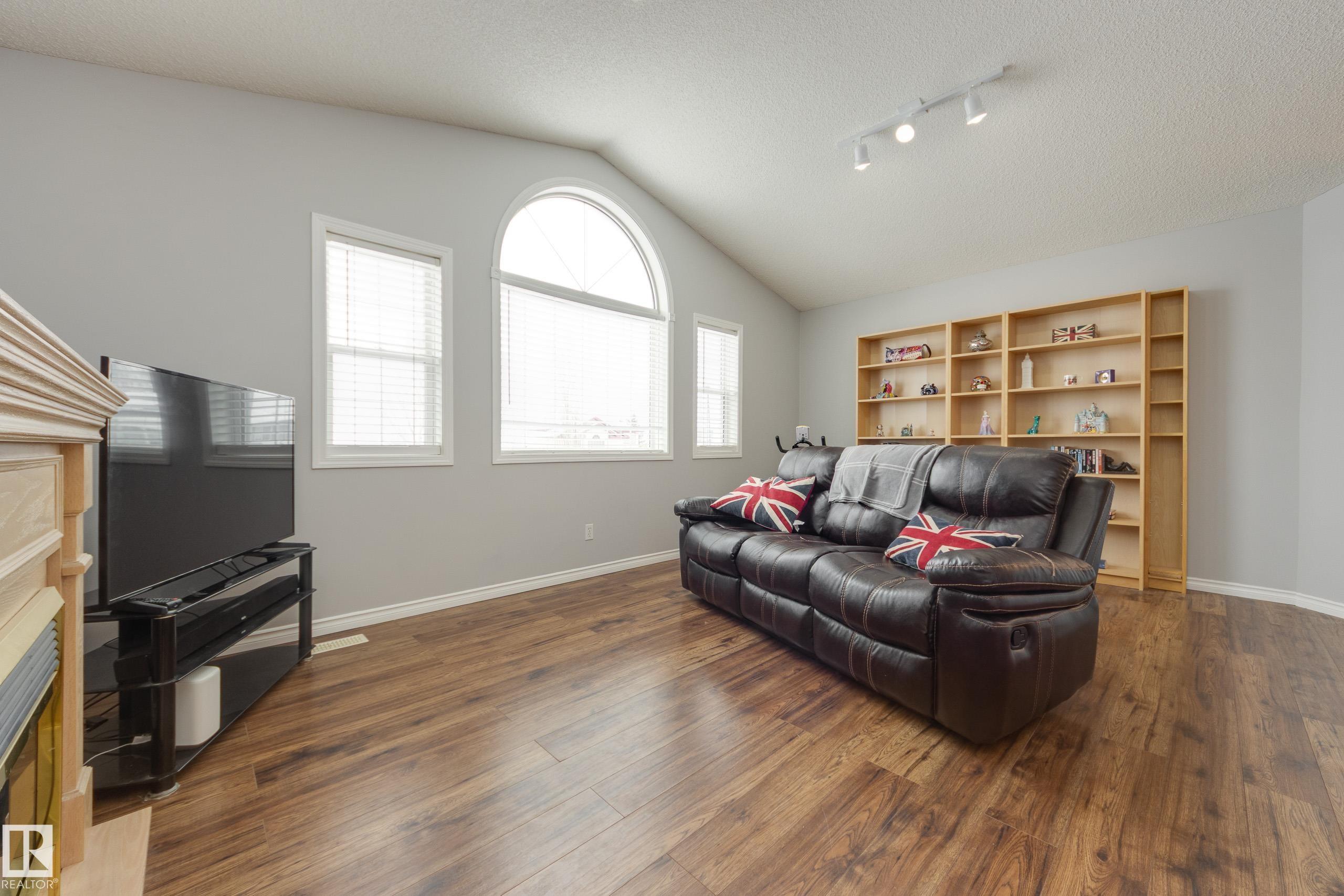 Photo 21 at 121 Forrest Drive, Forrest Greens, Sherwood Park