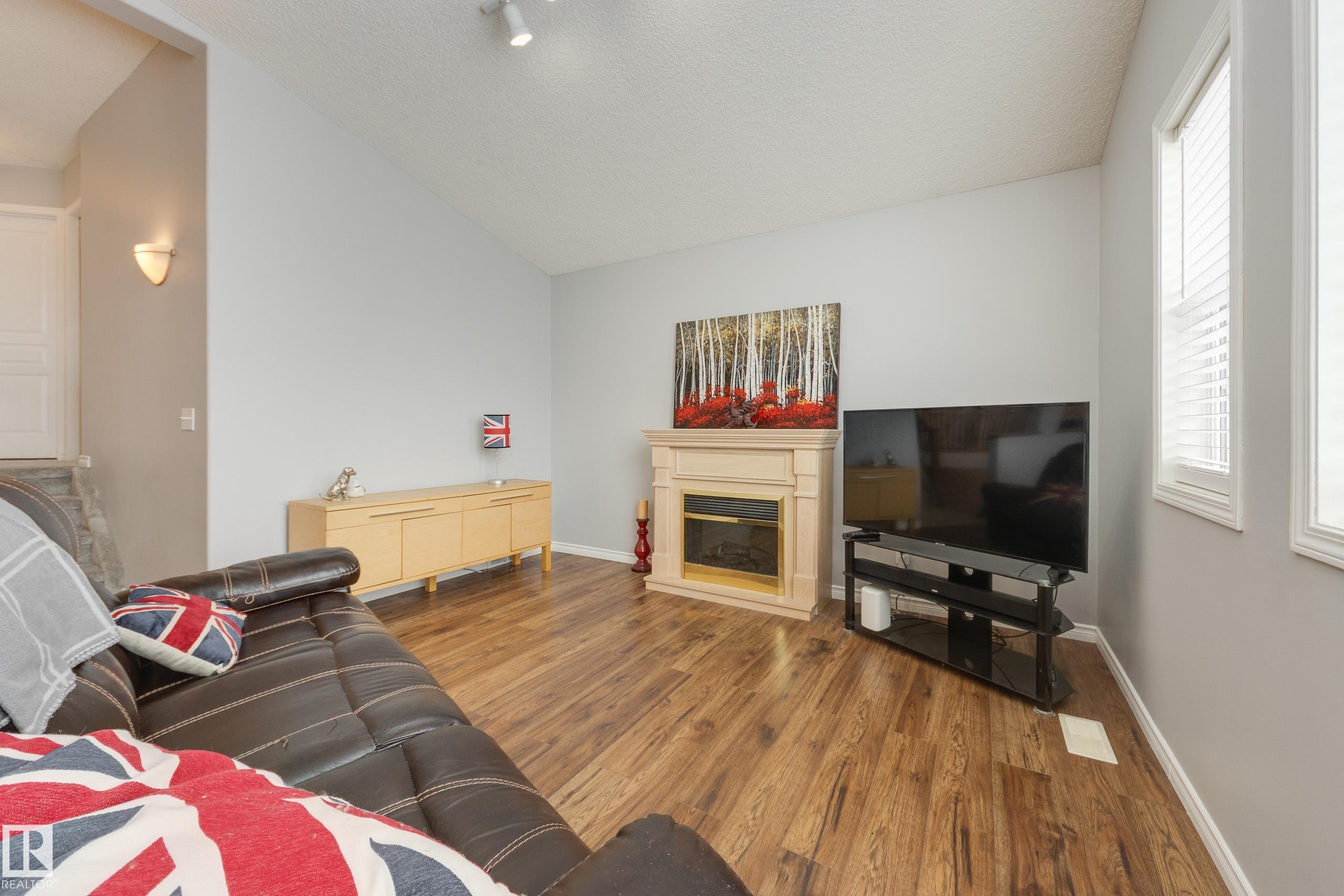 Photo 23 at 121 Forrest Drive, Forrest Greens, Sherwood Park