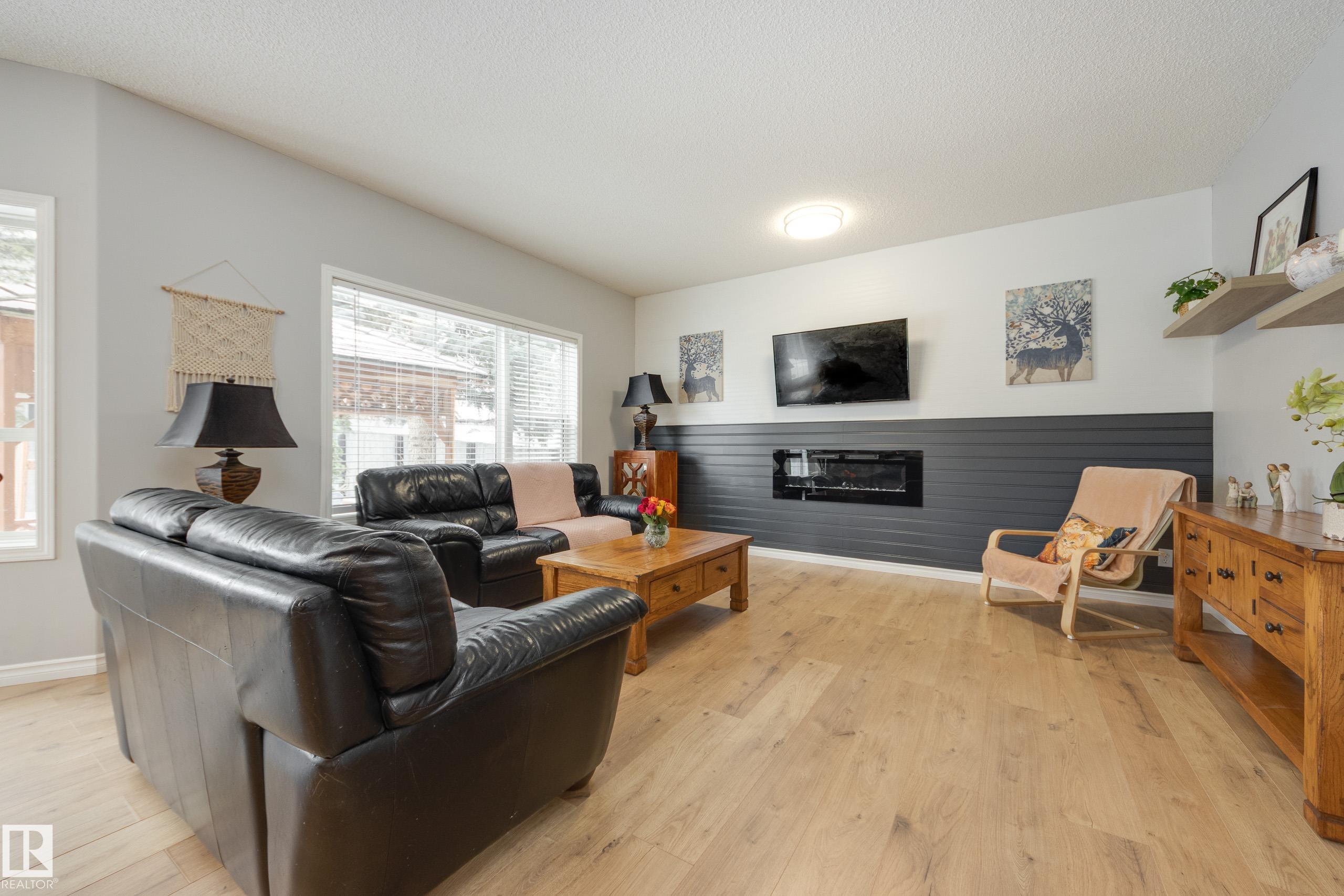 Photo 9 at 121 Forrest Drive, Forrest Greens, Sherwood Park