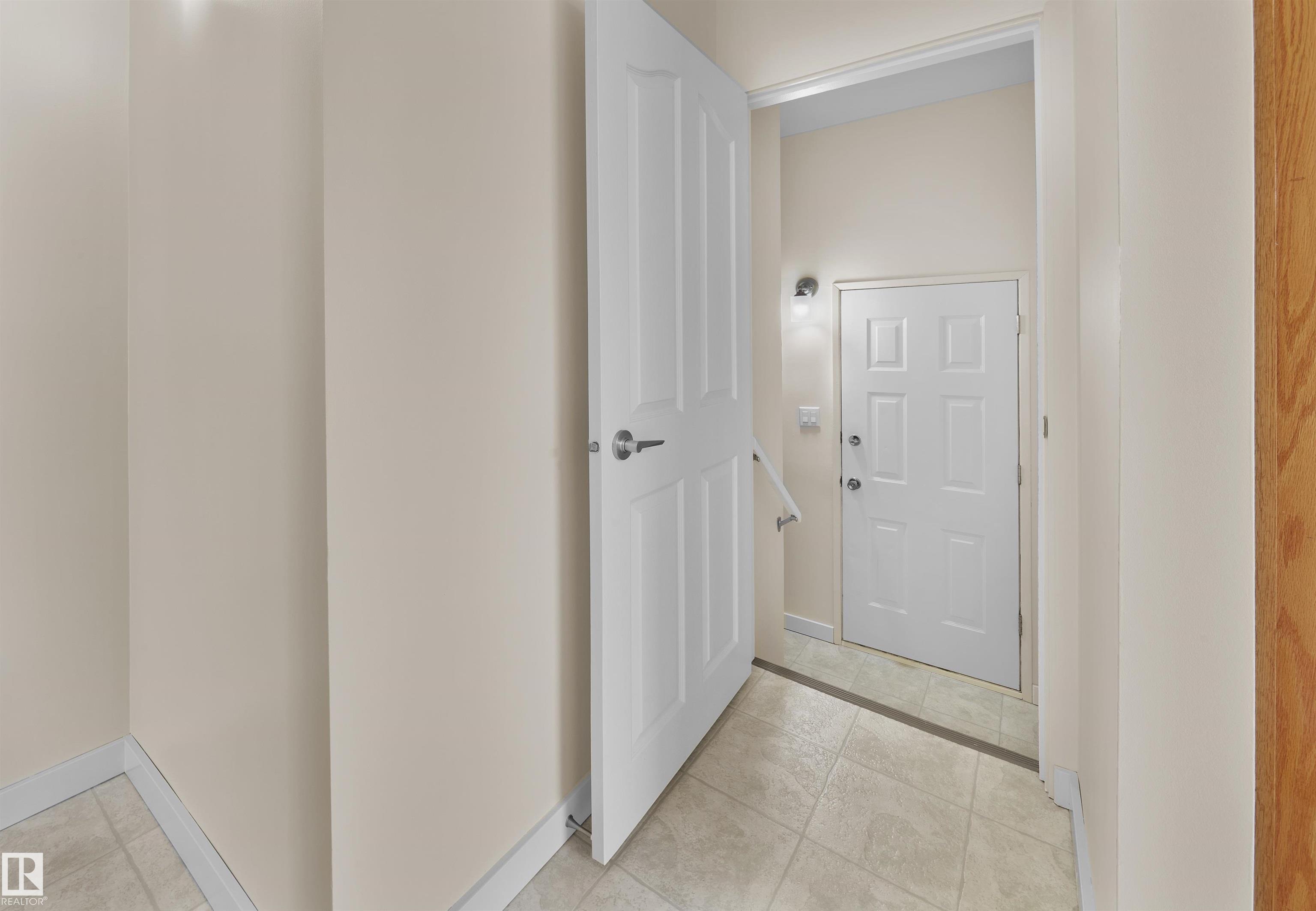 Photo 19 at 10531 52 Avenue NW, Pleasantview, Edmonton