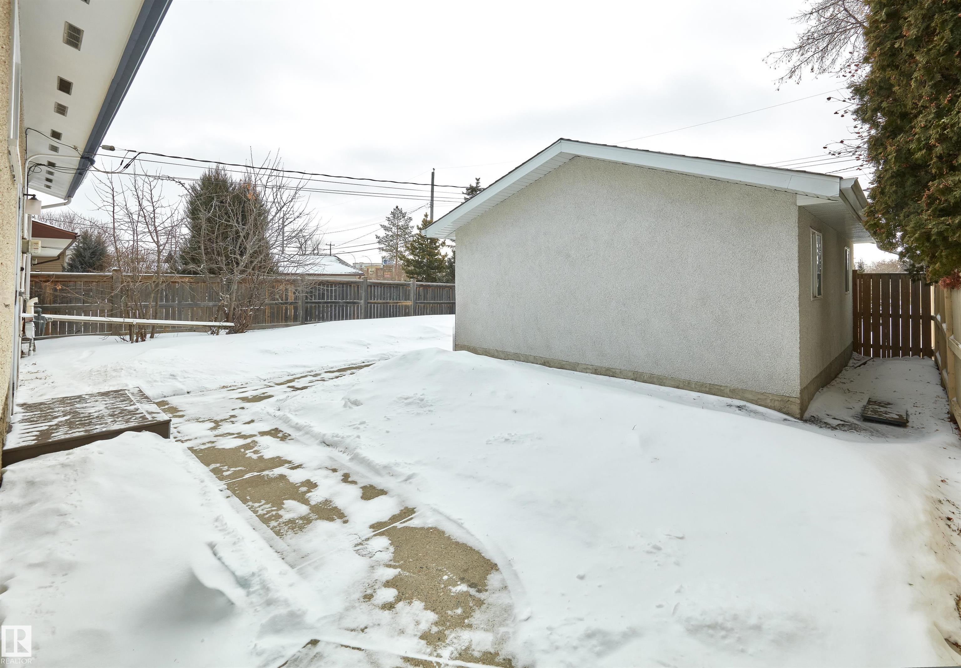 Photo 28 at 10531 52 Avenue NW, Pleasantview, Edmonton