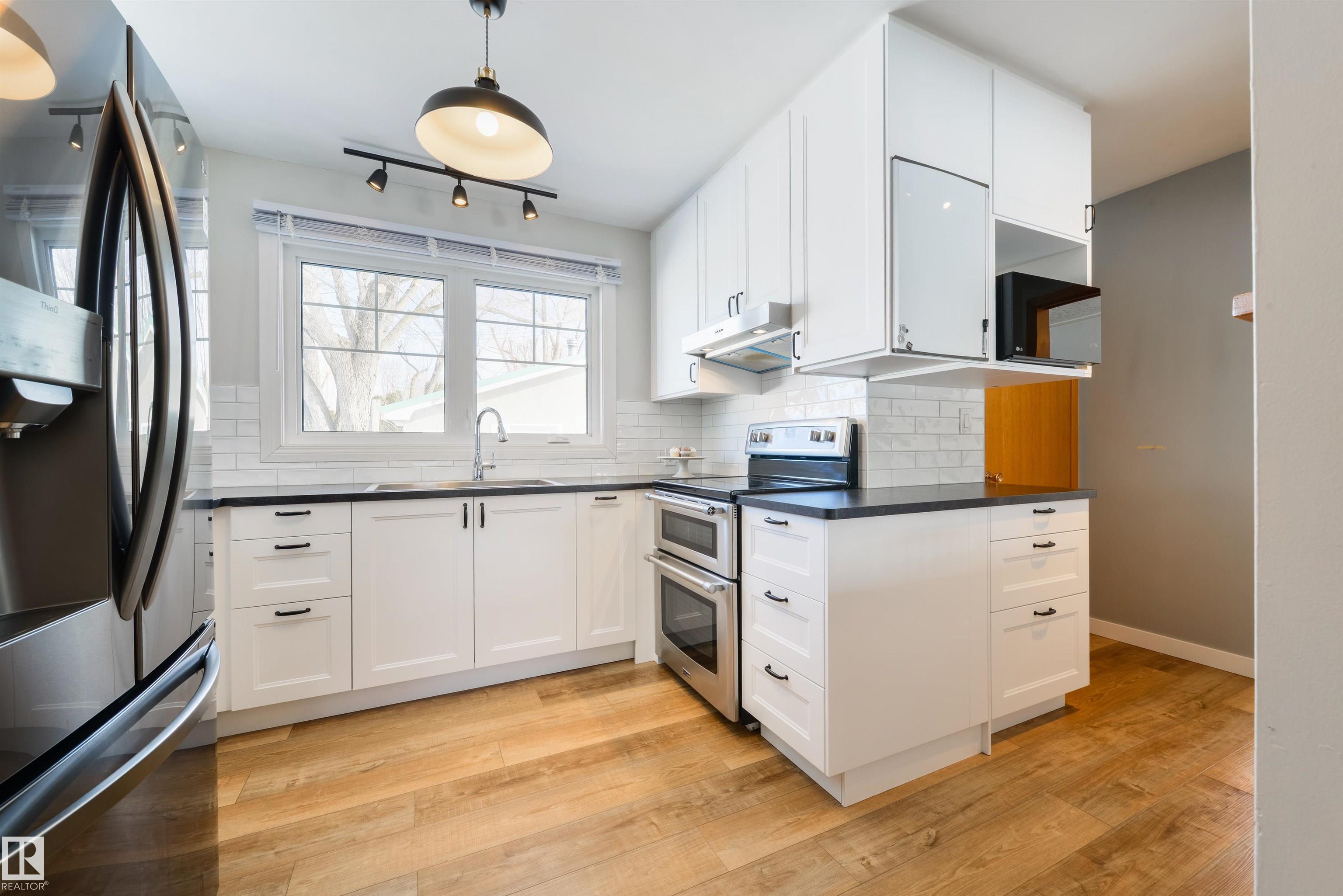 Picture for 15714 89A AV NW