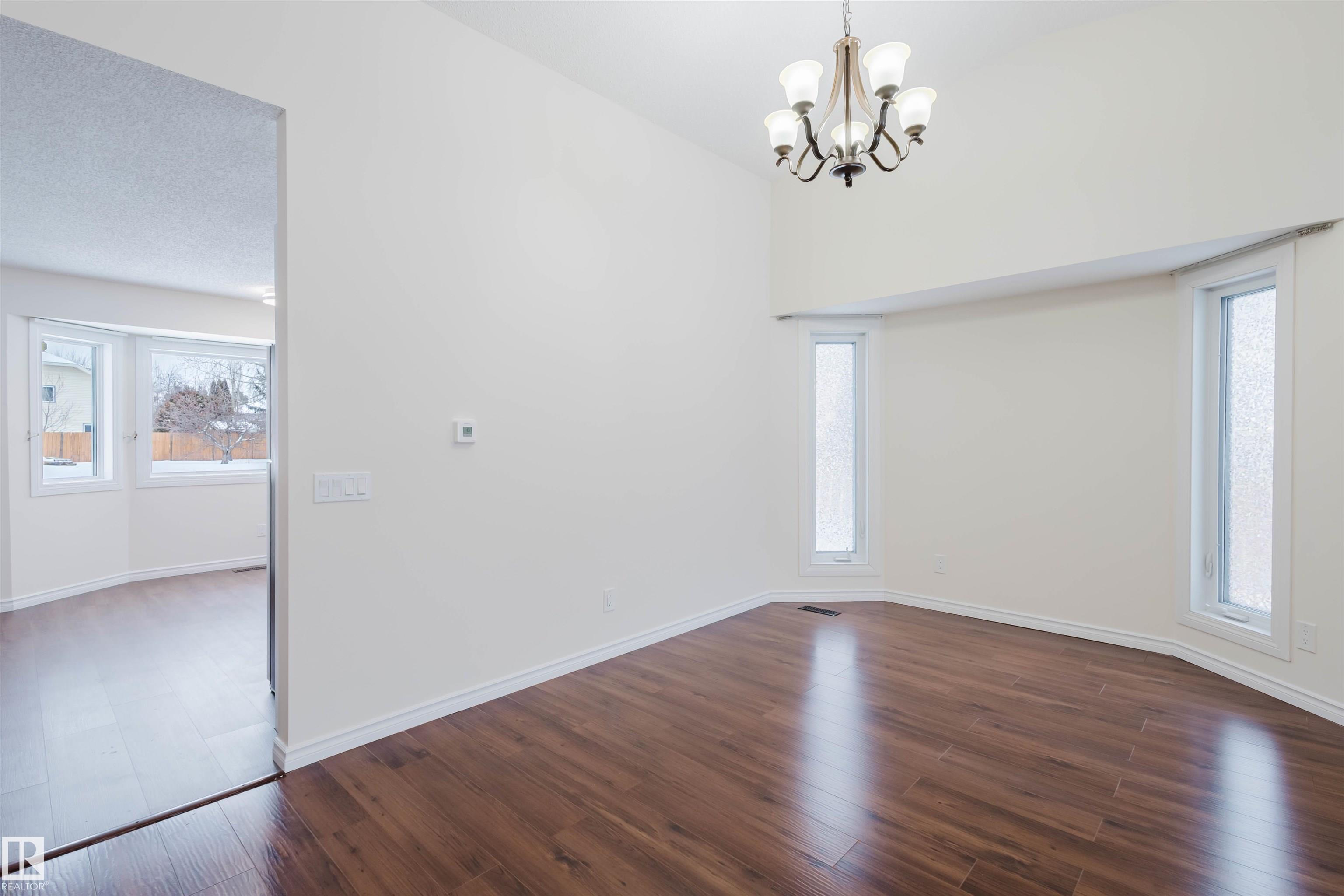 Photo 11 at 243 Rhatigan Road E NW, Rhatigan Ridge, Edmonton