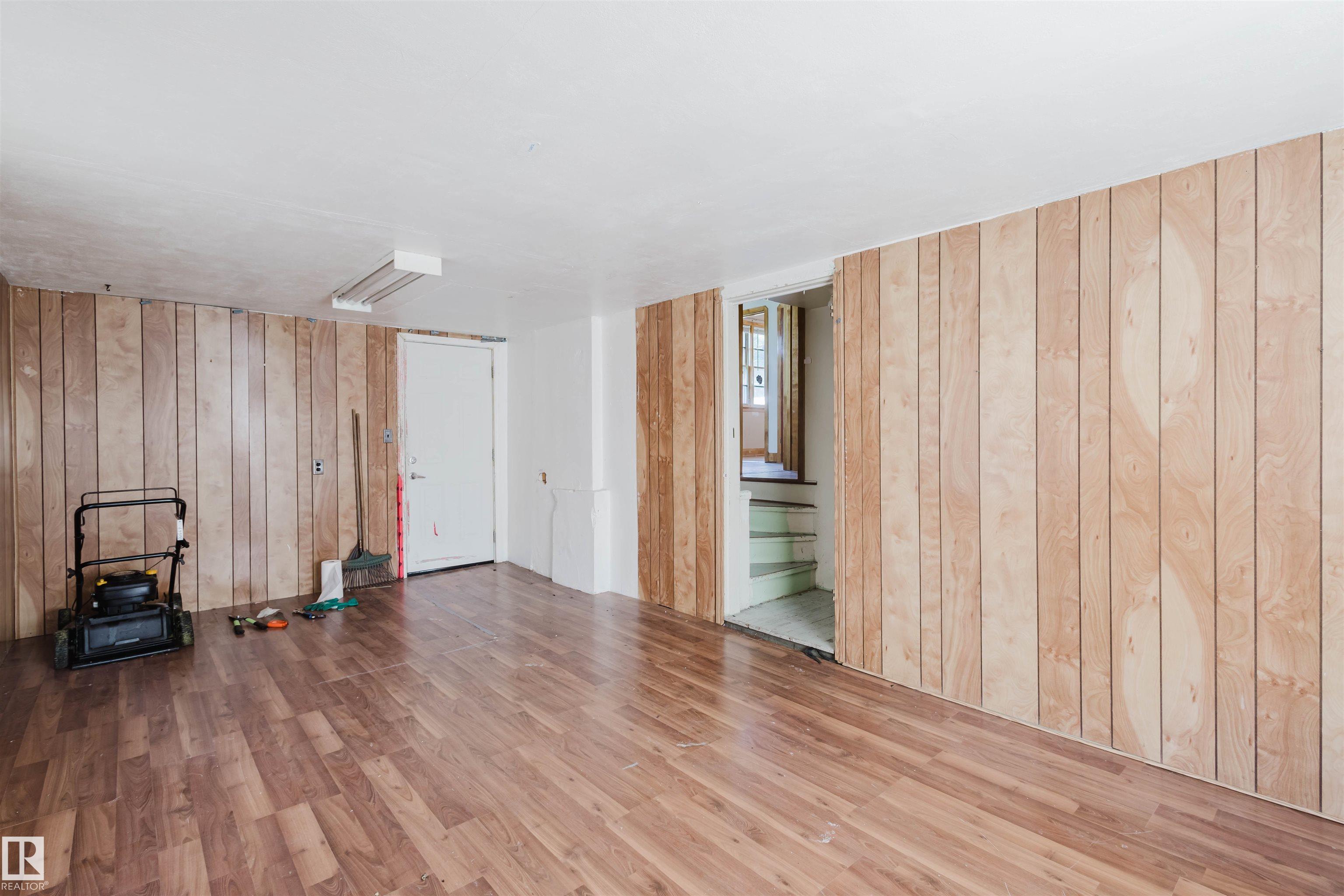 Photo 13 at 10827 111 Street NW, Queen Mary Park, Edmonton