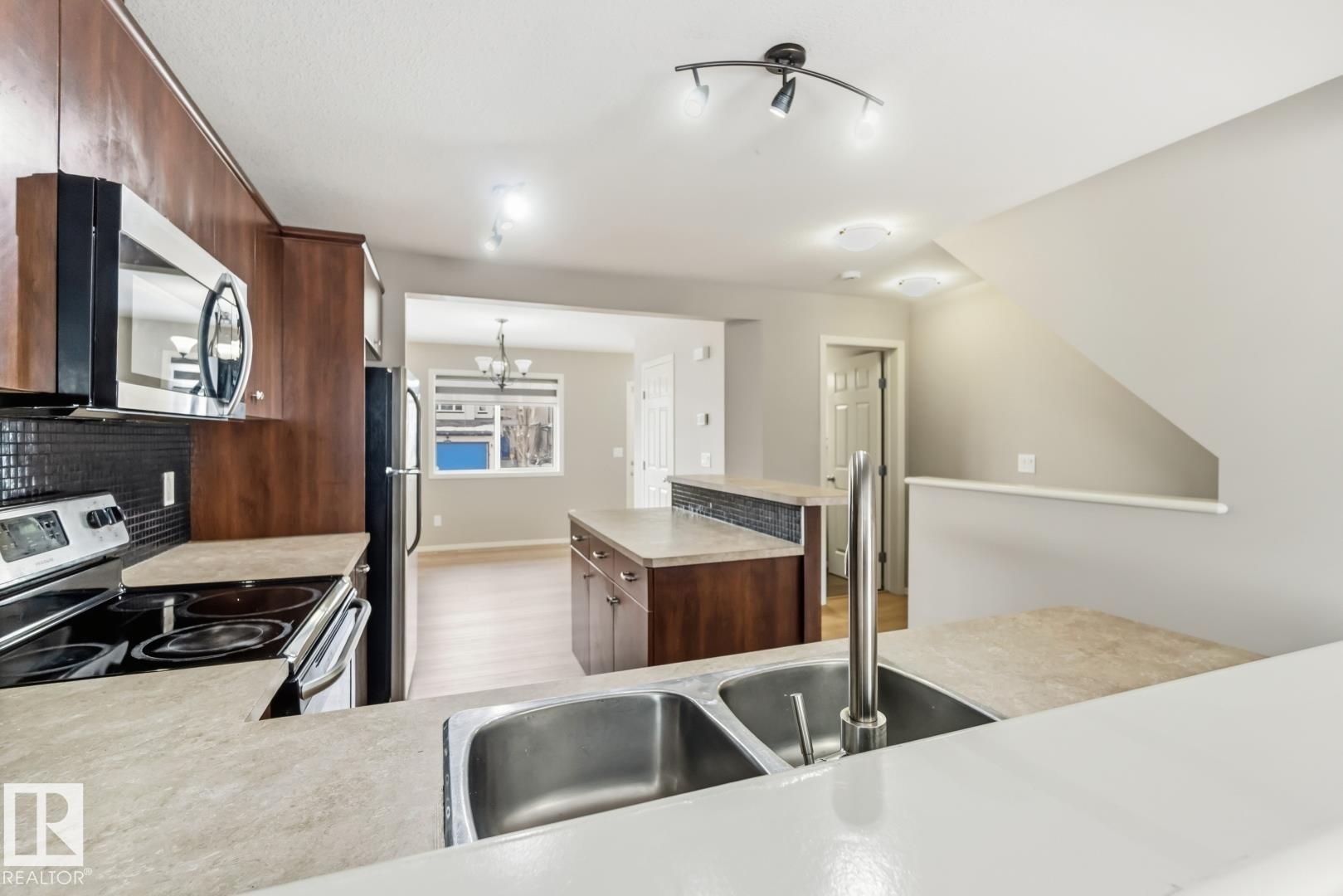 16 - 3751 12 Street NW, Tamarack, Edmonton