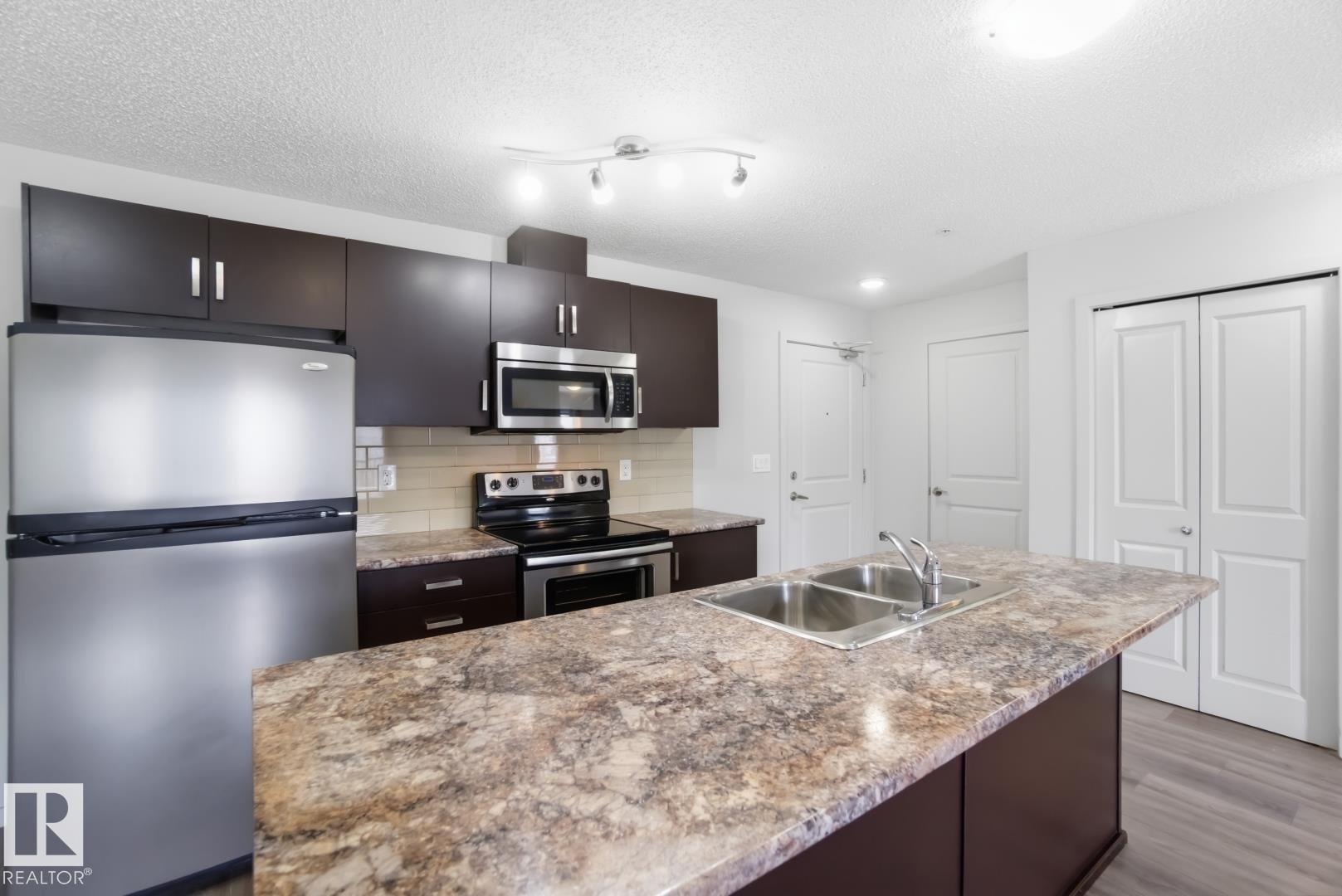 Photo 7 at 204 - 5521 7 Avenue SW, Charlesworth, Edmonton