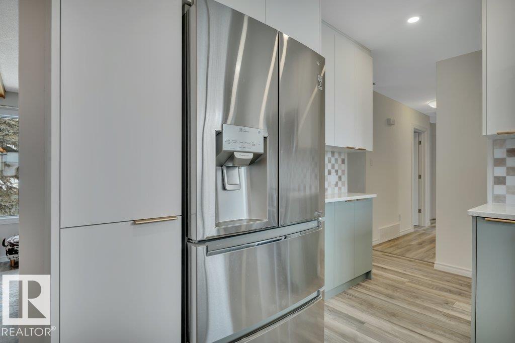 Photo 13 at 13027 79 Street NW, Balwin, Edmonton