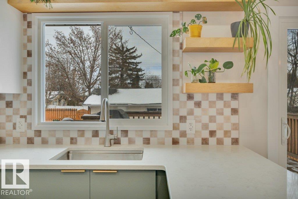 Photo 15 at 13027 79 Street NW, Balwin, Edmonton