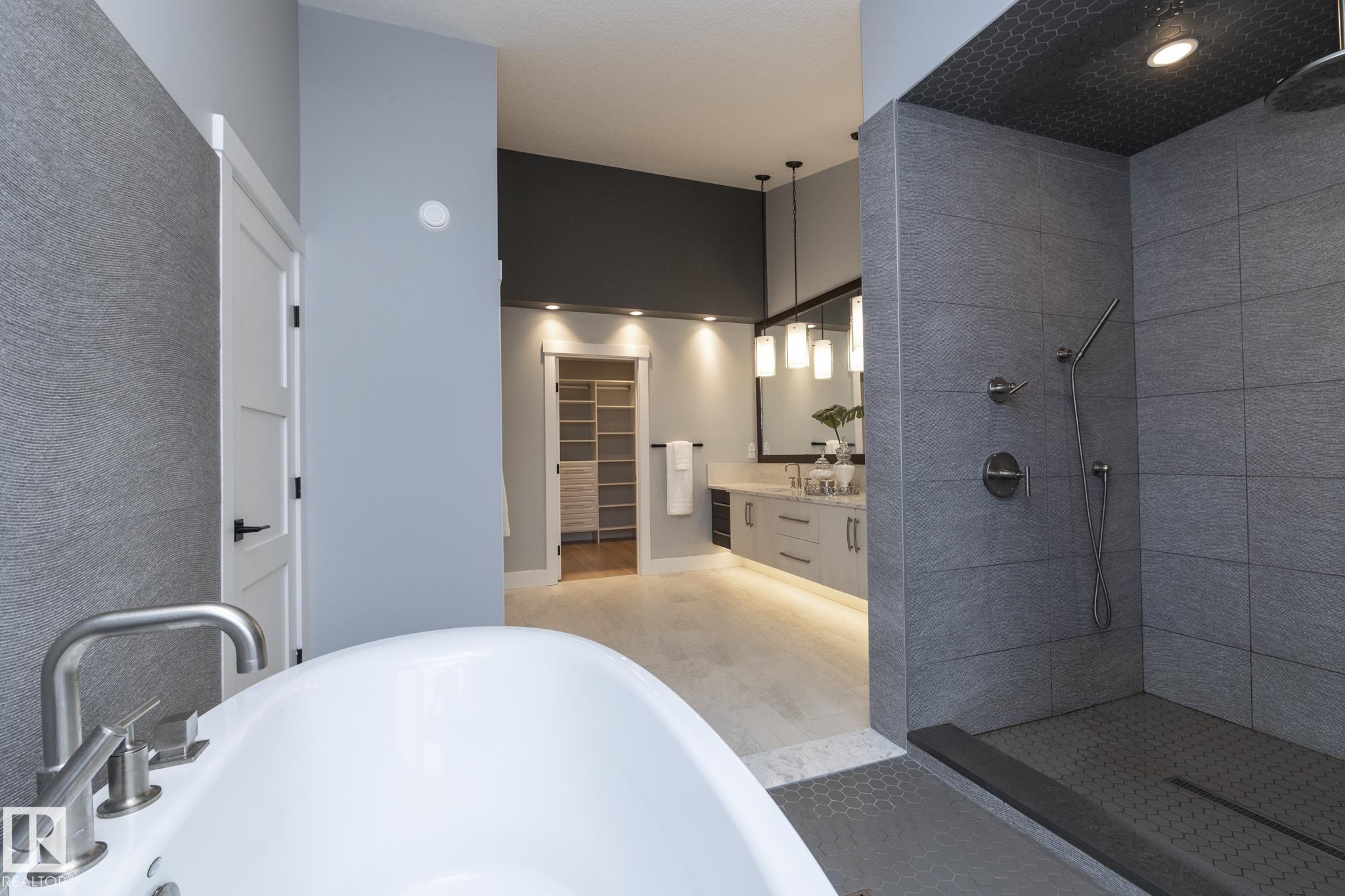 Photo 40 at 7549 May Common NW, Magrath Heights, Edmonton