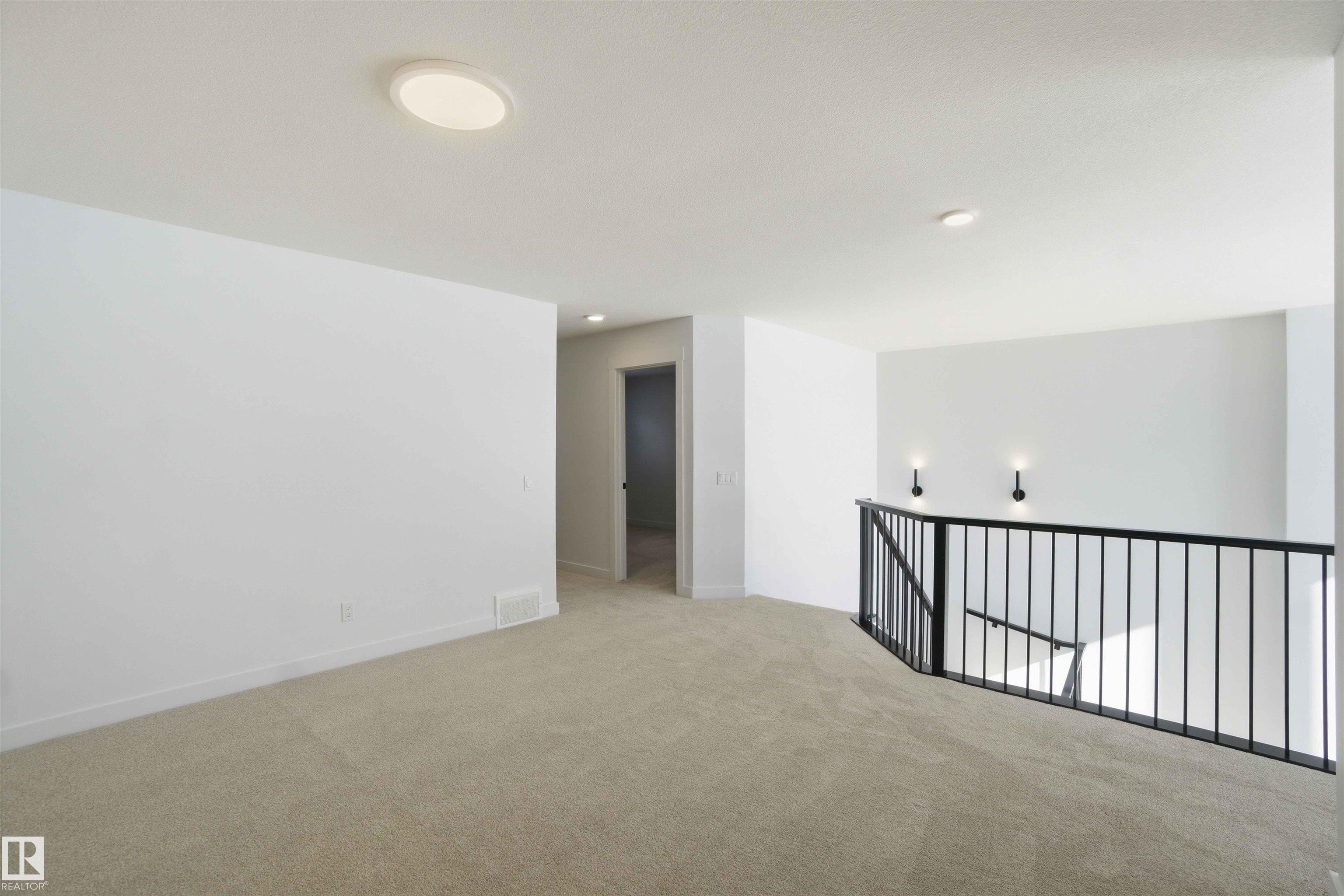 Photo 14 at 6949 176a Avenue NW, Crystallina Nera East, Edmonton