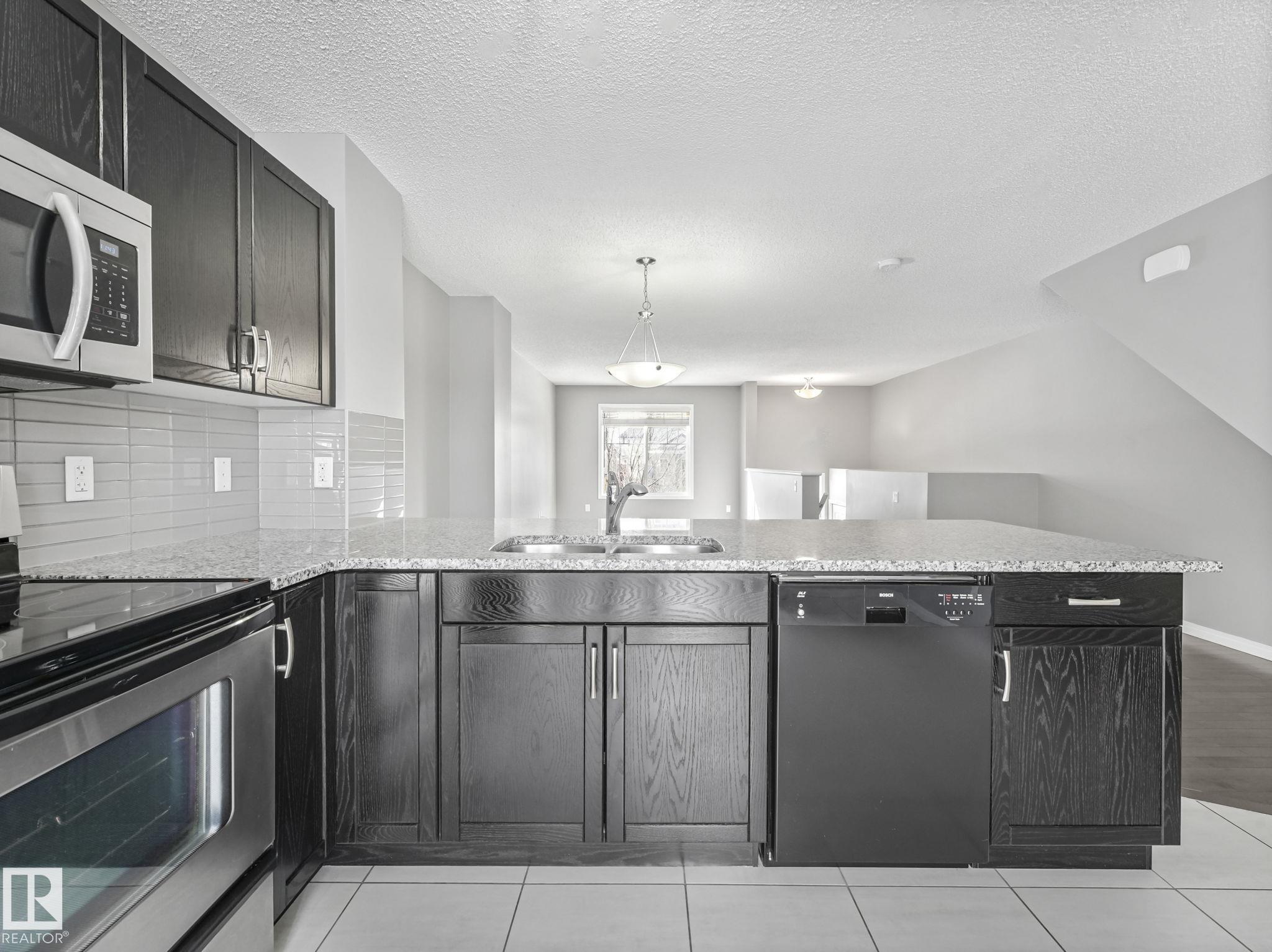 Photo 17 at 27 - 1030 Chappelle Boulevard SW, Chappelle Area, Edmonton