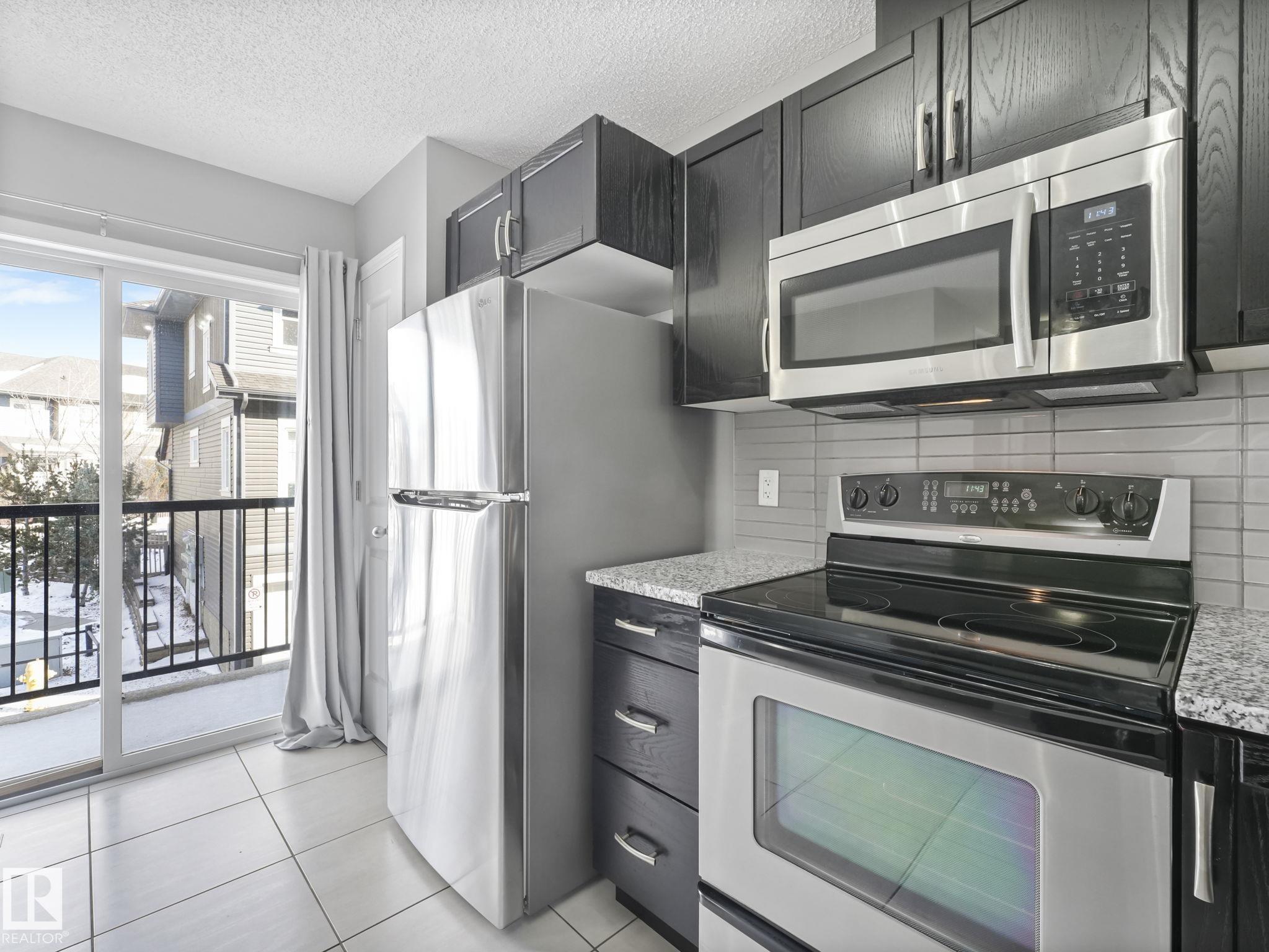 Photo 18 at 27 - 1030 Chappelle Boulevard SW, Chappelle Area, Edmonton