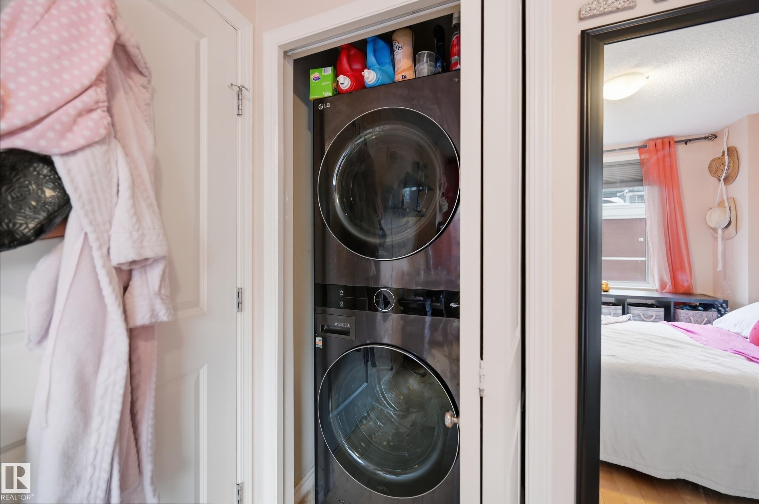 Photo 18 at 402 - 10303 105 Street NW, Downtown, Edmonton