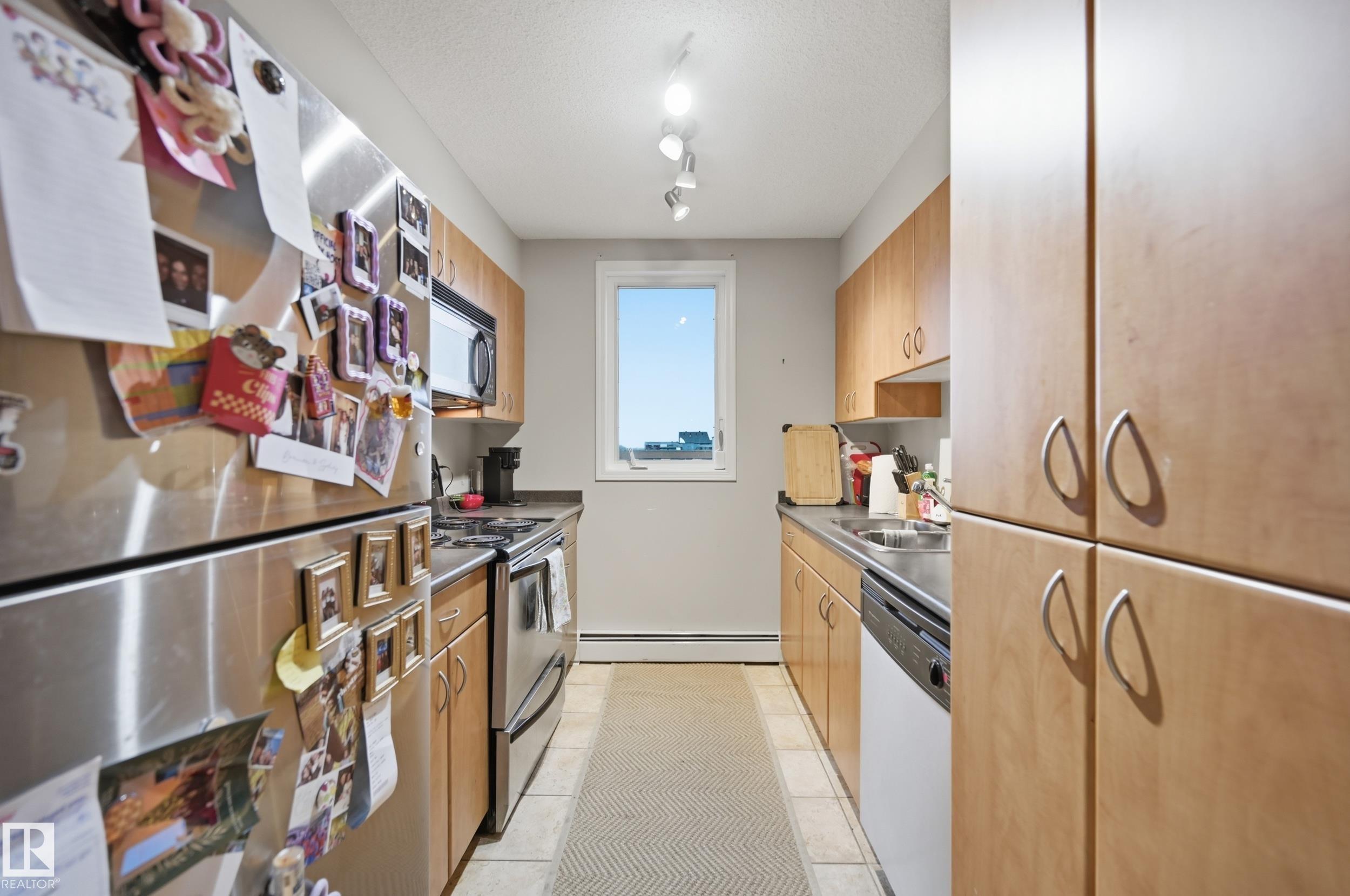 Photo 7 at 402 - 10303 105 Street NW, Downtown, Edmonton