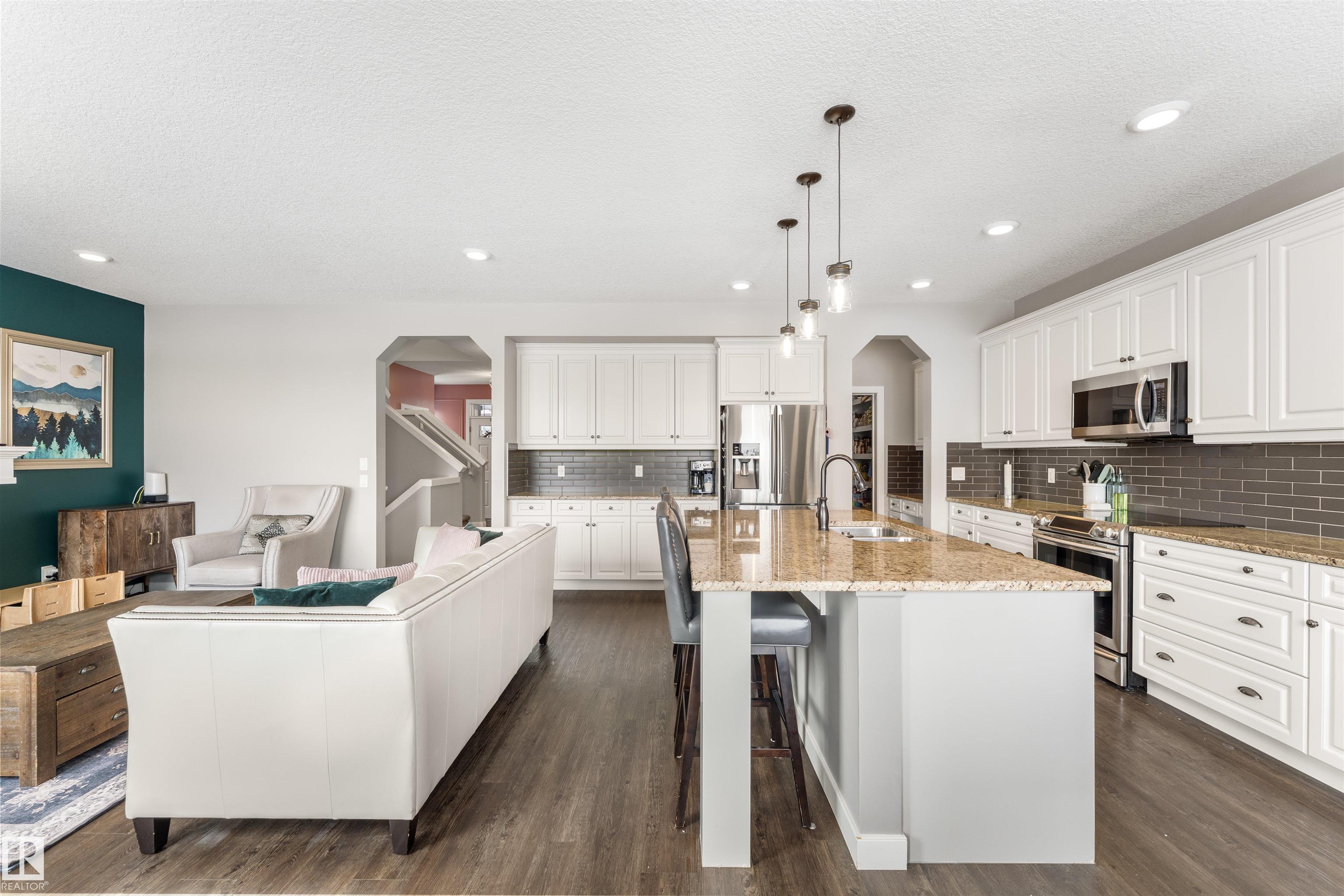 Photo 13 at 13139 208 Street NW, Trumpeter Area, Edmonton