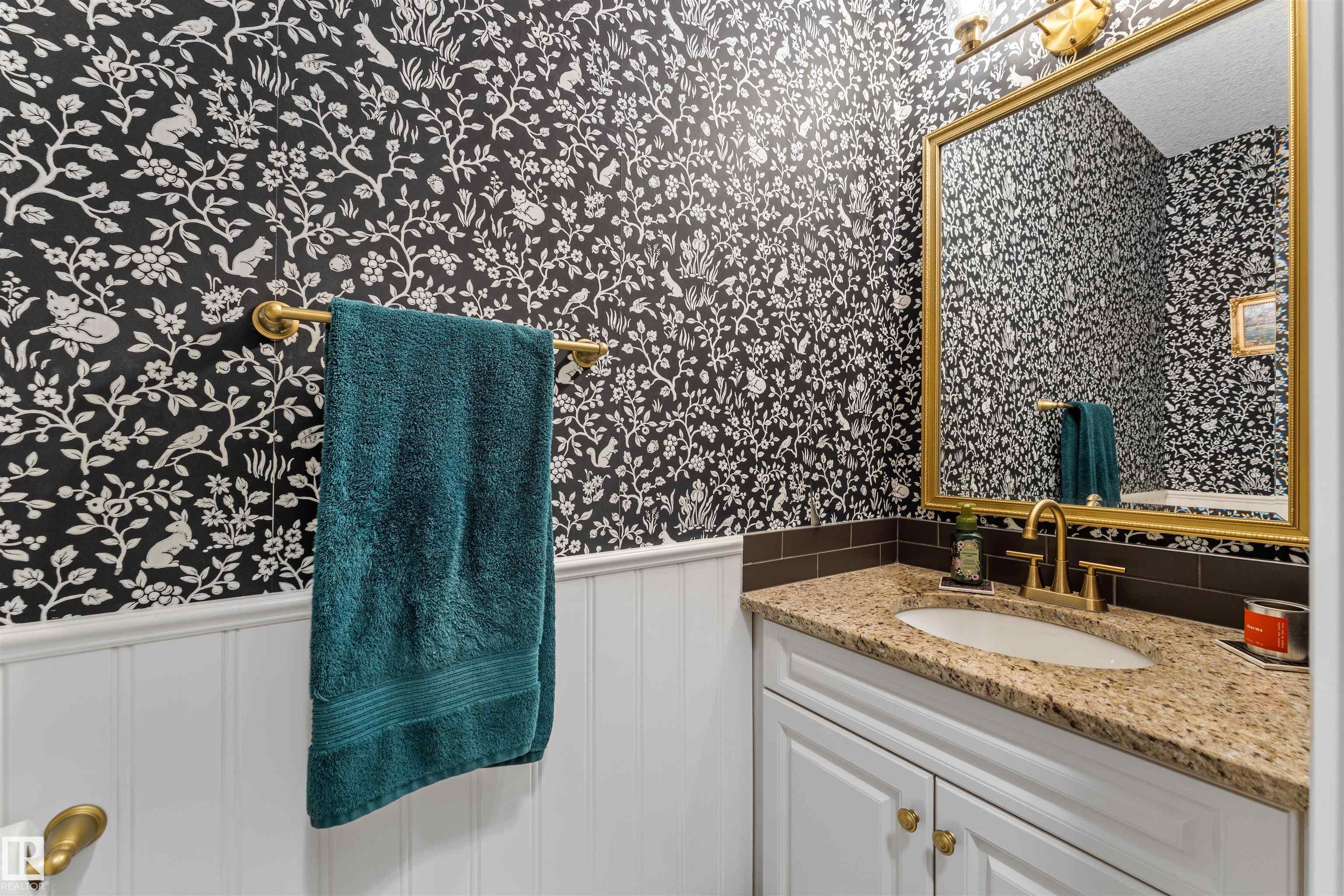 Photo 22 at 13139 208 Street NW, Trumpeter Area, Edmonton