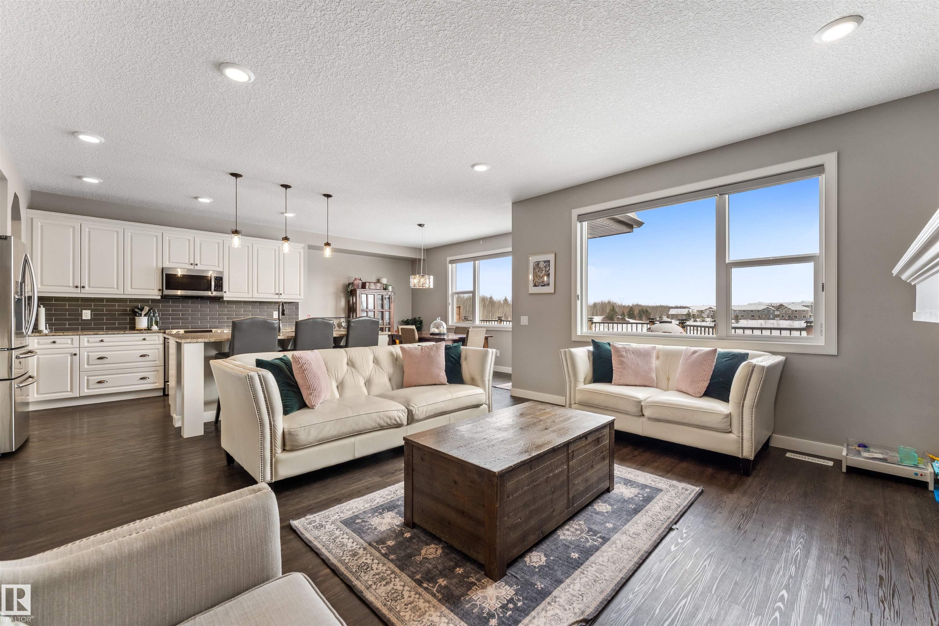 Photo 9 at 13139 208 Street NW, Trumpeter Area, Edmonton