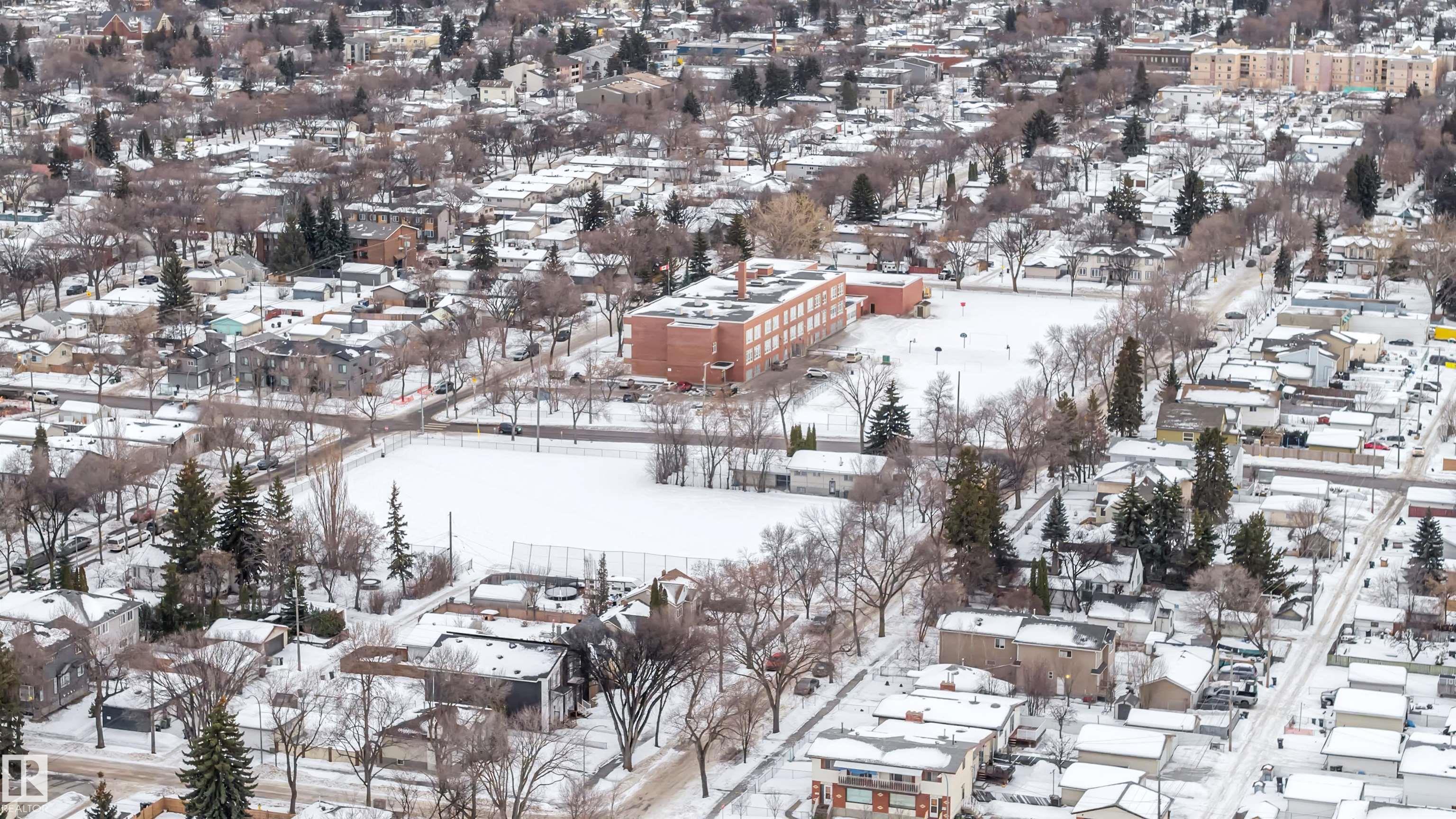 Photo 44 at 12423 91 Street NW, Delton, Edmonton